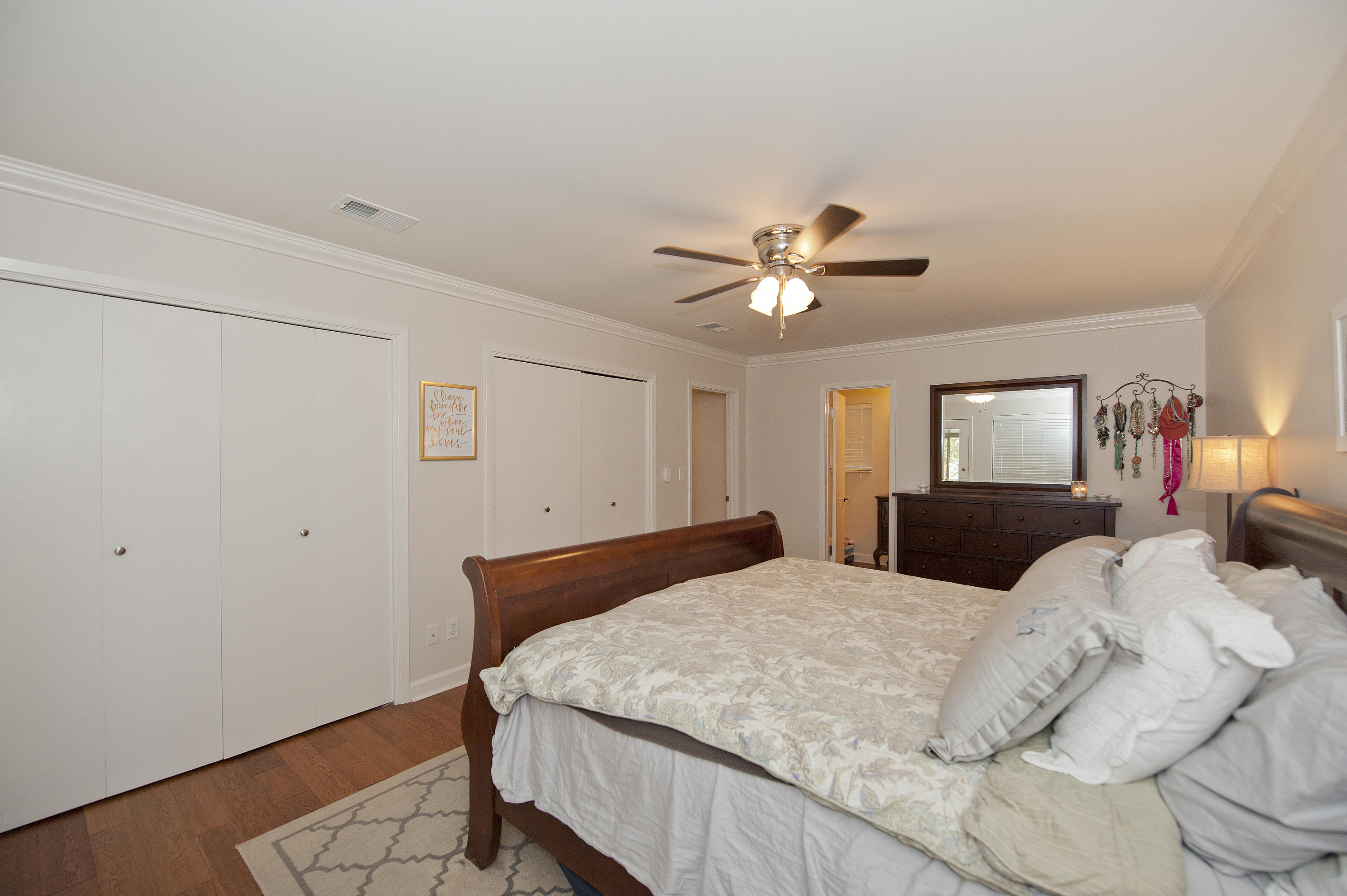 MARY ESTHER MANOR - Residential