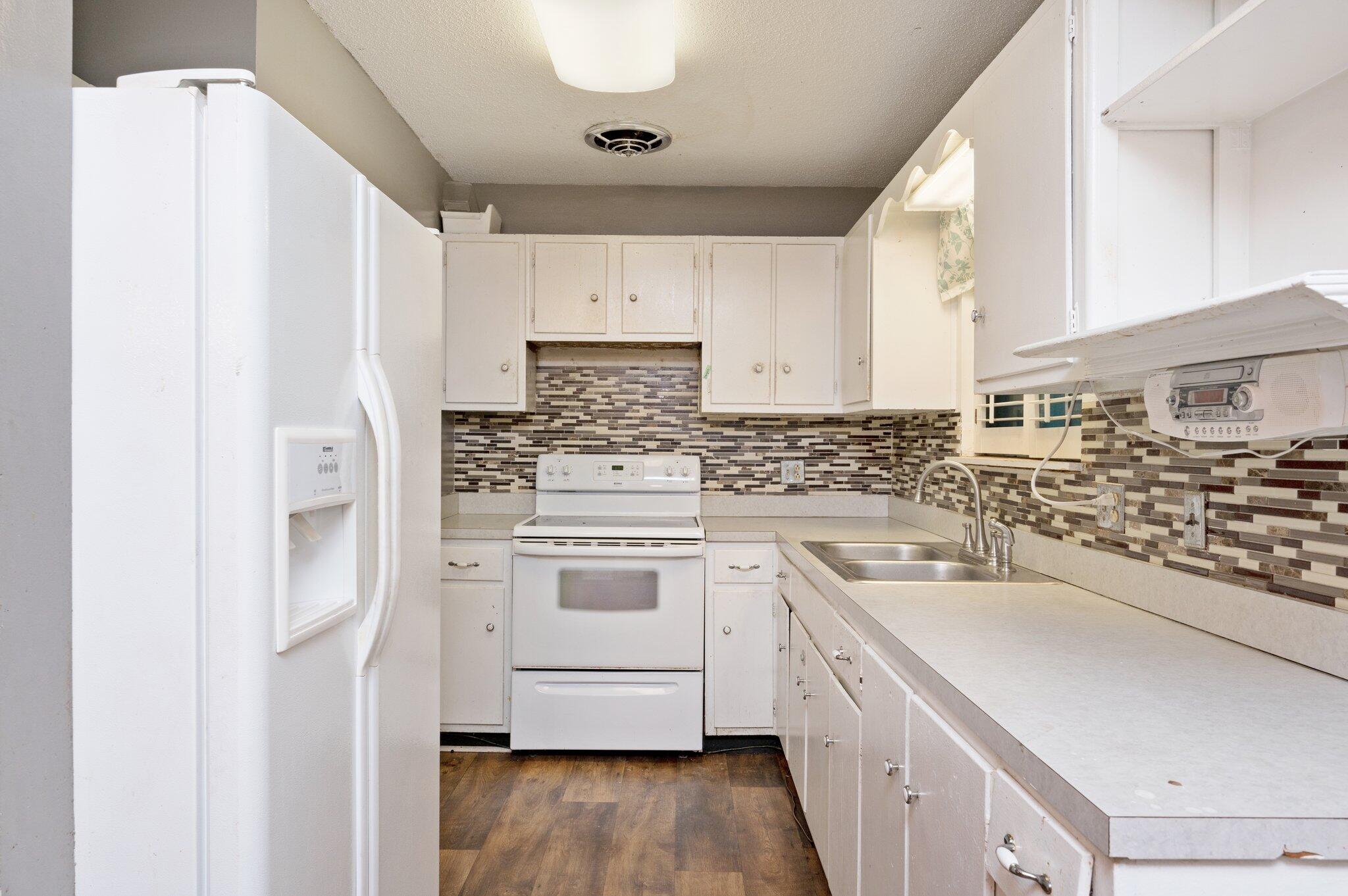 ADAMS POWELL - Residential