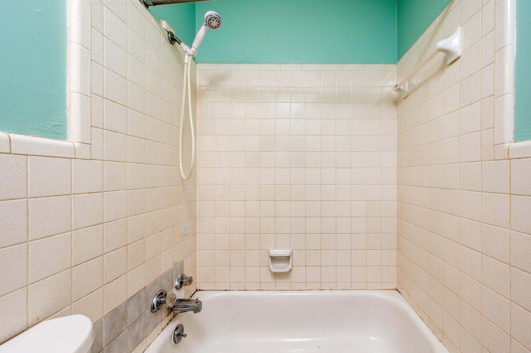 ADAMS POWELL - Residential