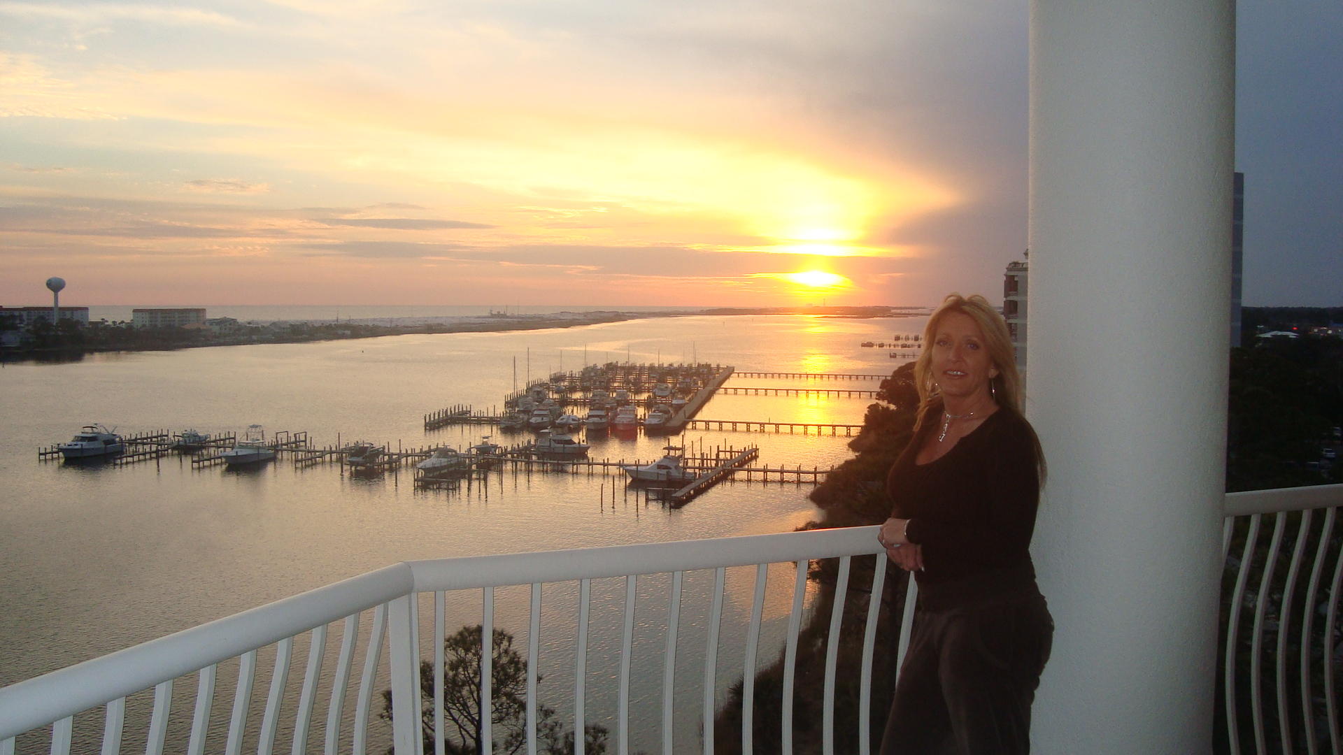 PRESIDIO YACHT CLUB - Residential Lease