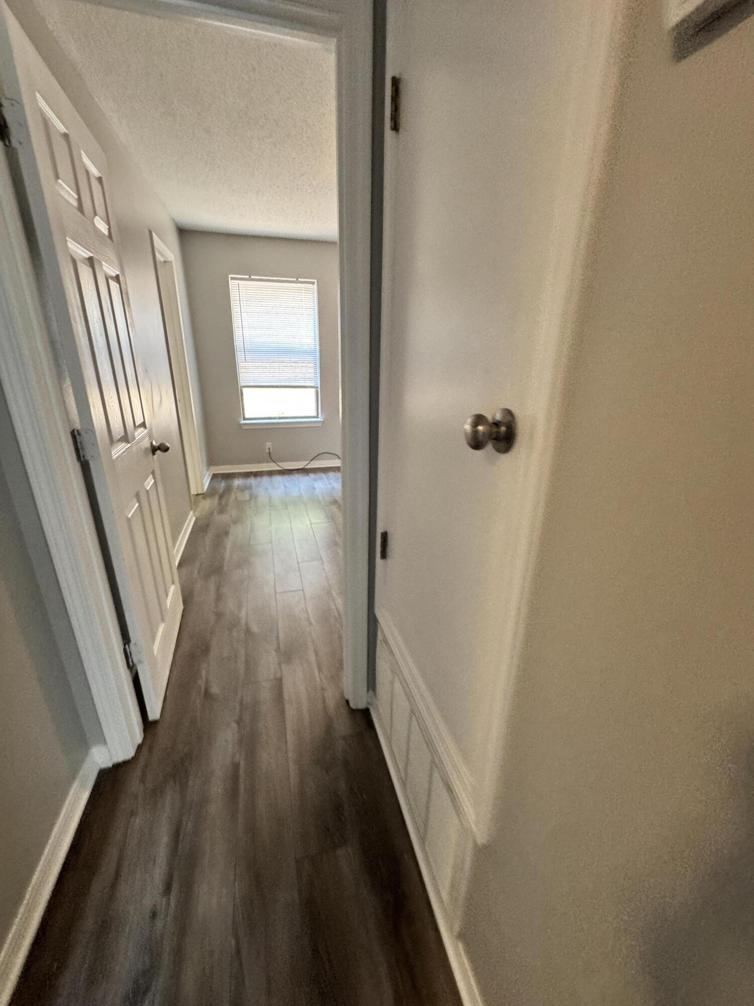 SHOAL TERRACE ESTATES - Residential Lease