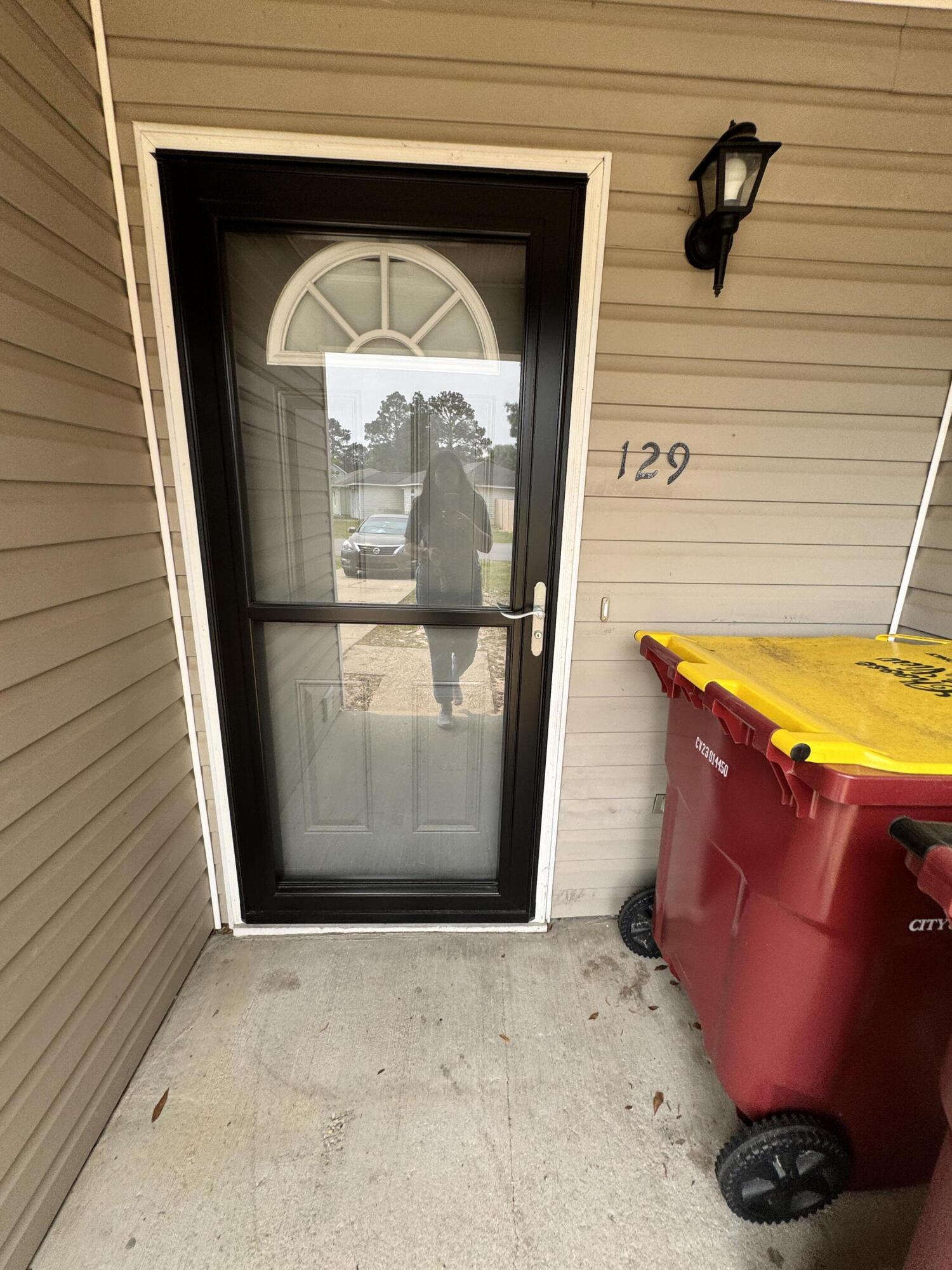 SHOAL TERRACE ESTATES - Residential Lease