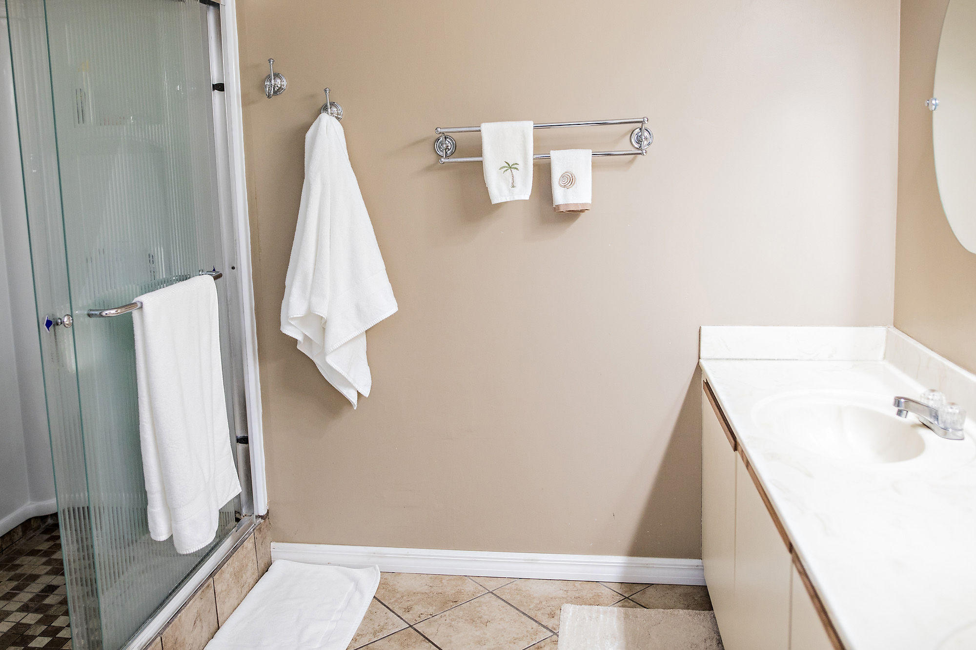 RAMSGATE HARBOUR PH 2 CONDO - Residential