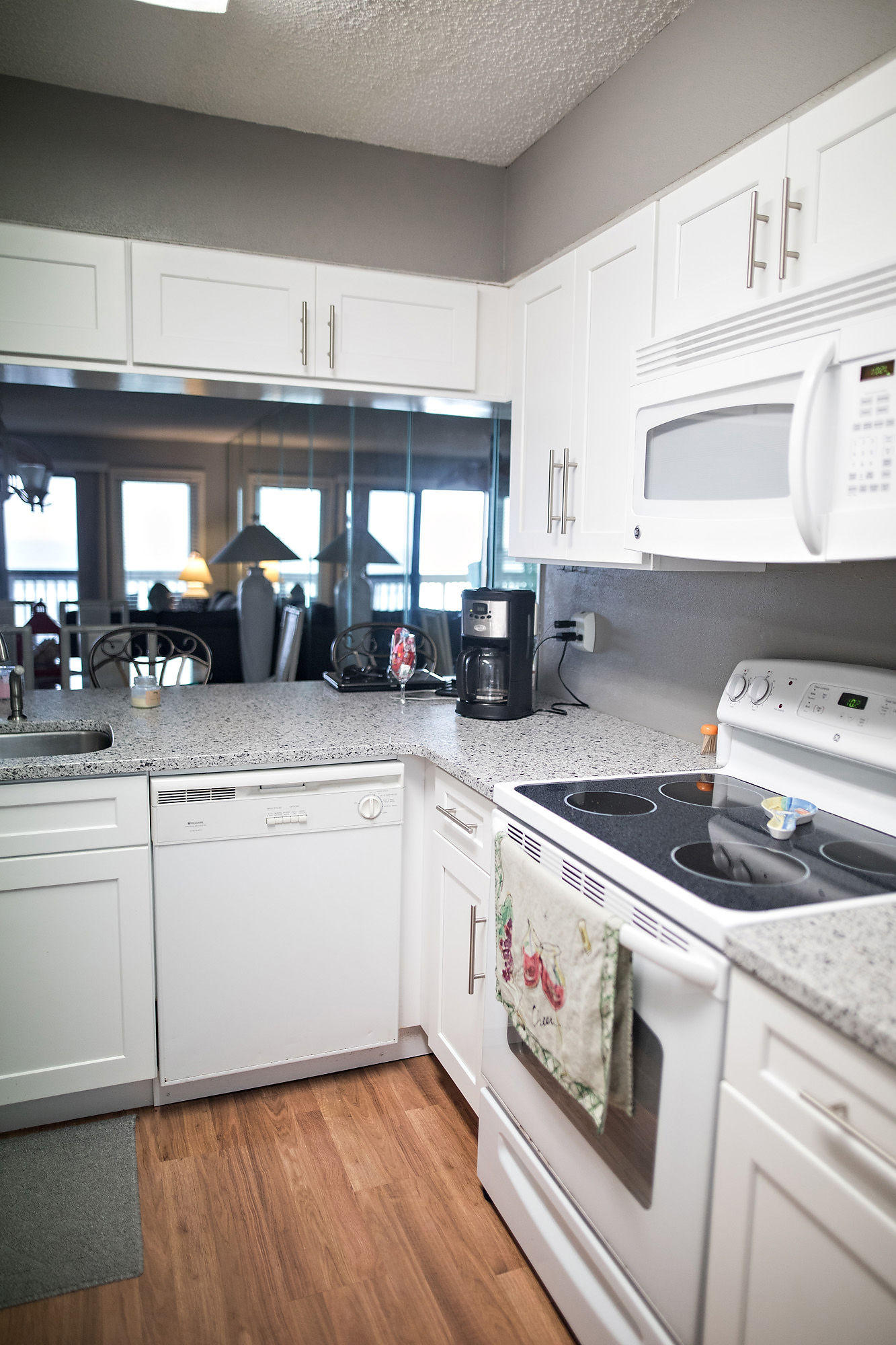 RAMSGATE HARBOUR PH 2 CONDO - Residential