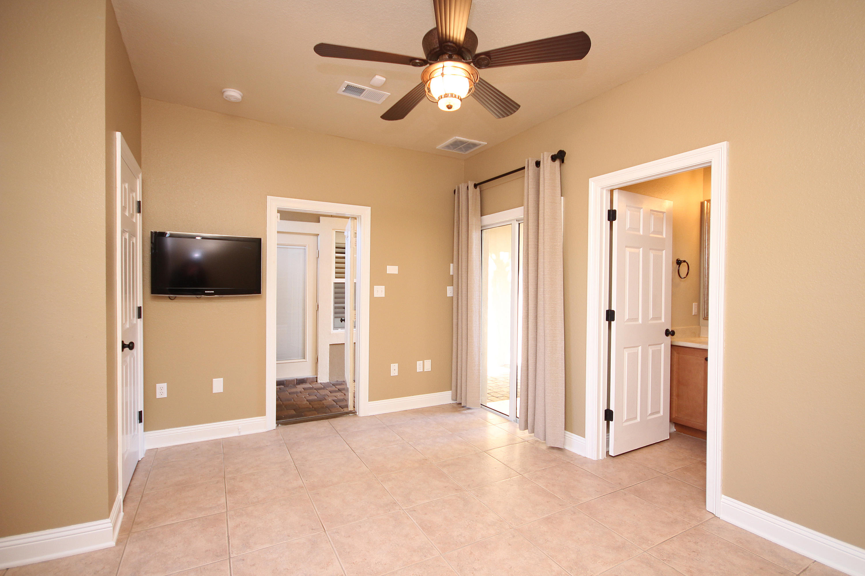 REGATTA BAY PATIO HOMES - Residential