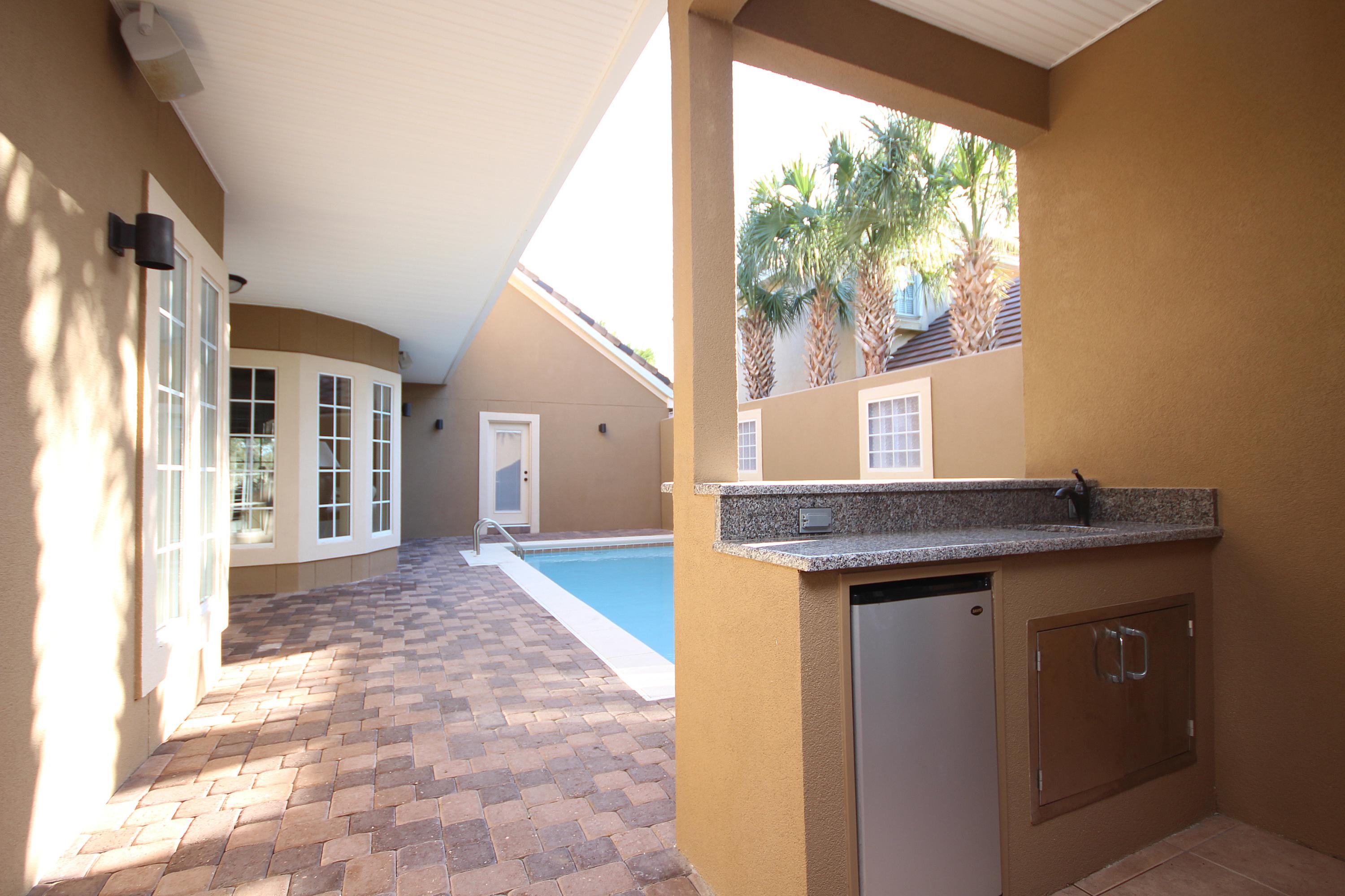 REGATTA BAY PATIO HOMES - Residential