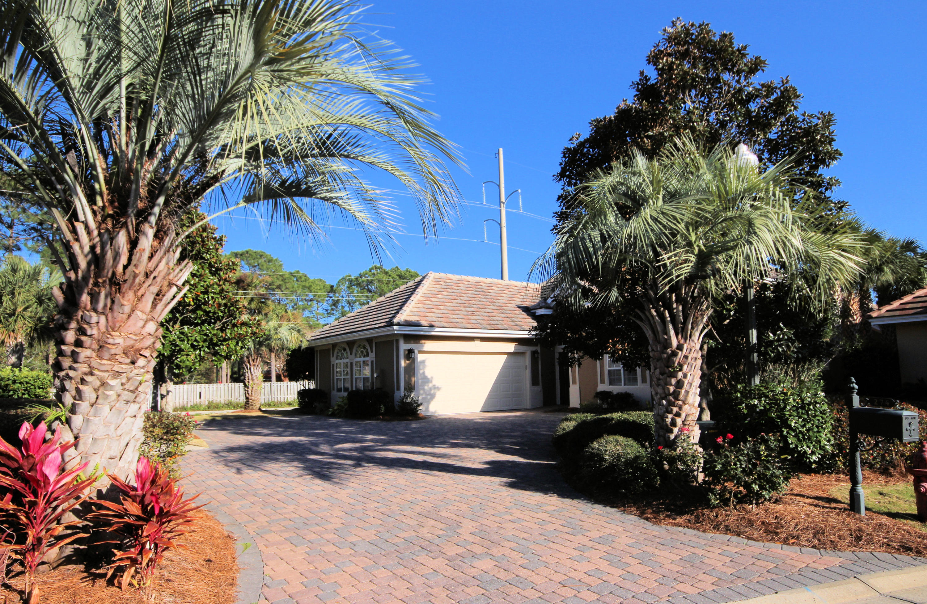 REGATTA BAY PATIO HOMES - Residential