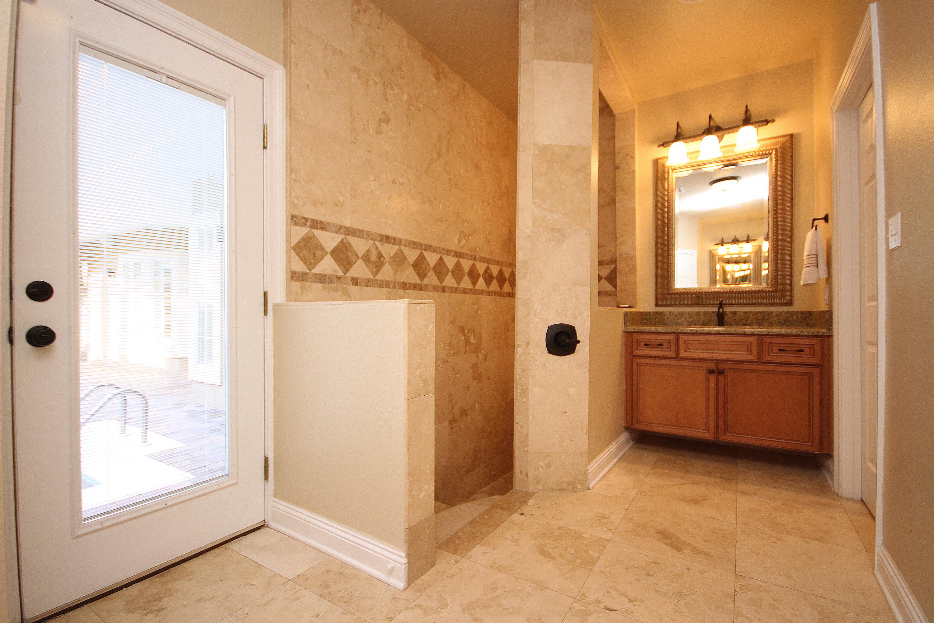 REGATTA BAY PATIO HOMES - Residential