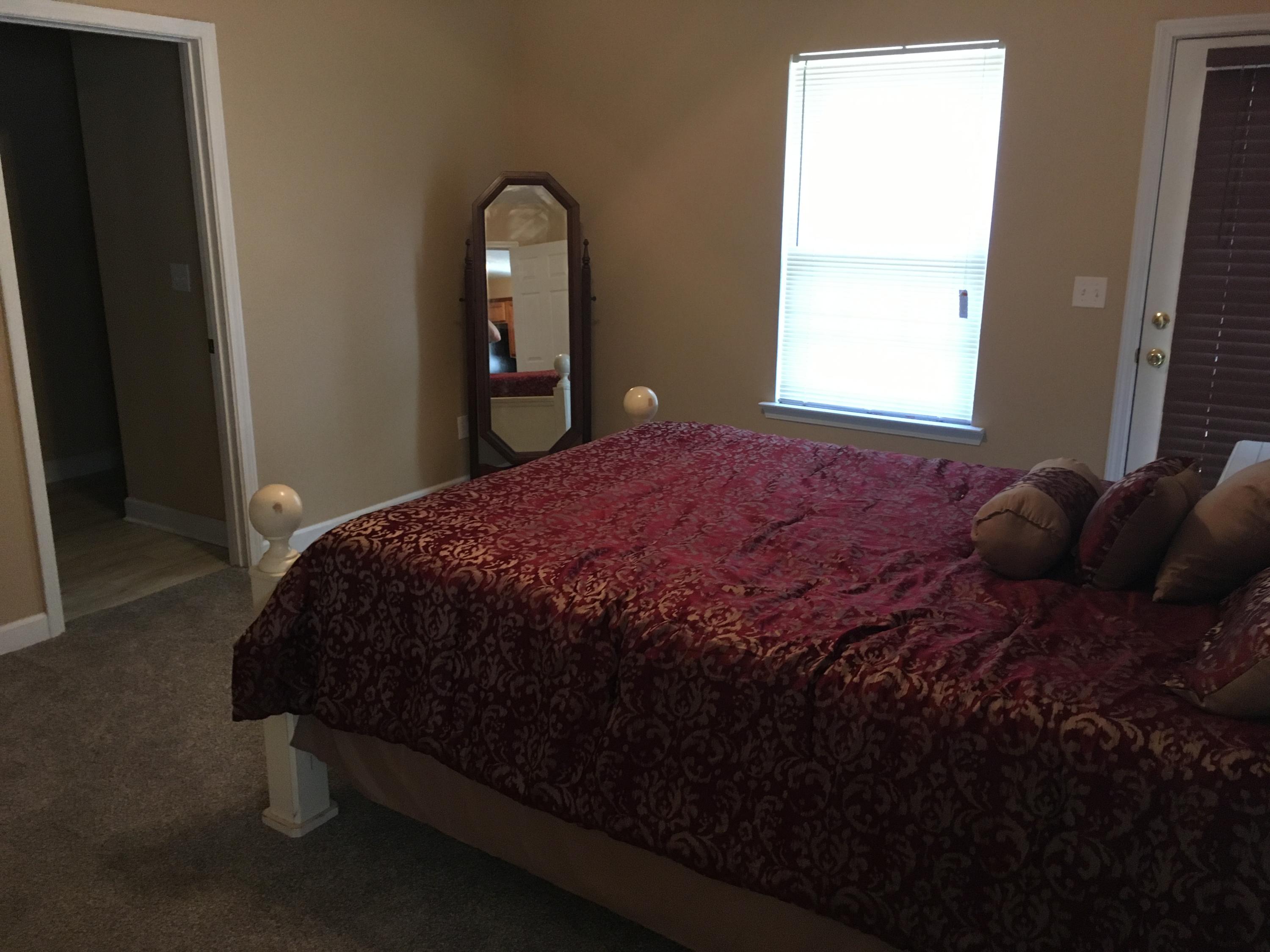 THE PINES - Residential