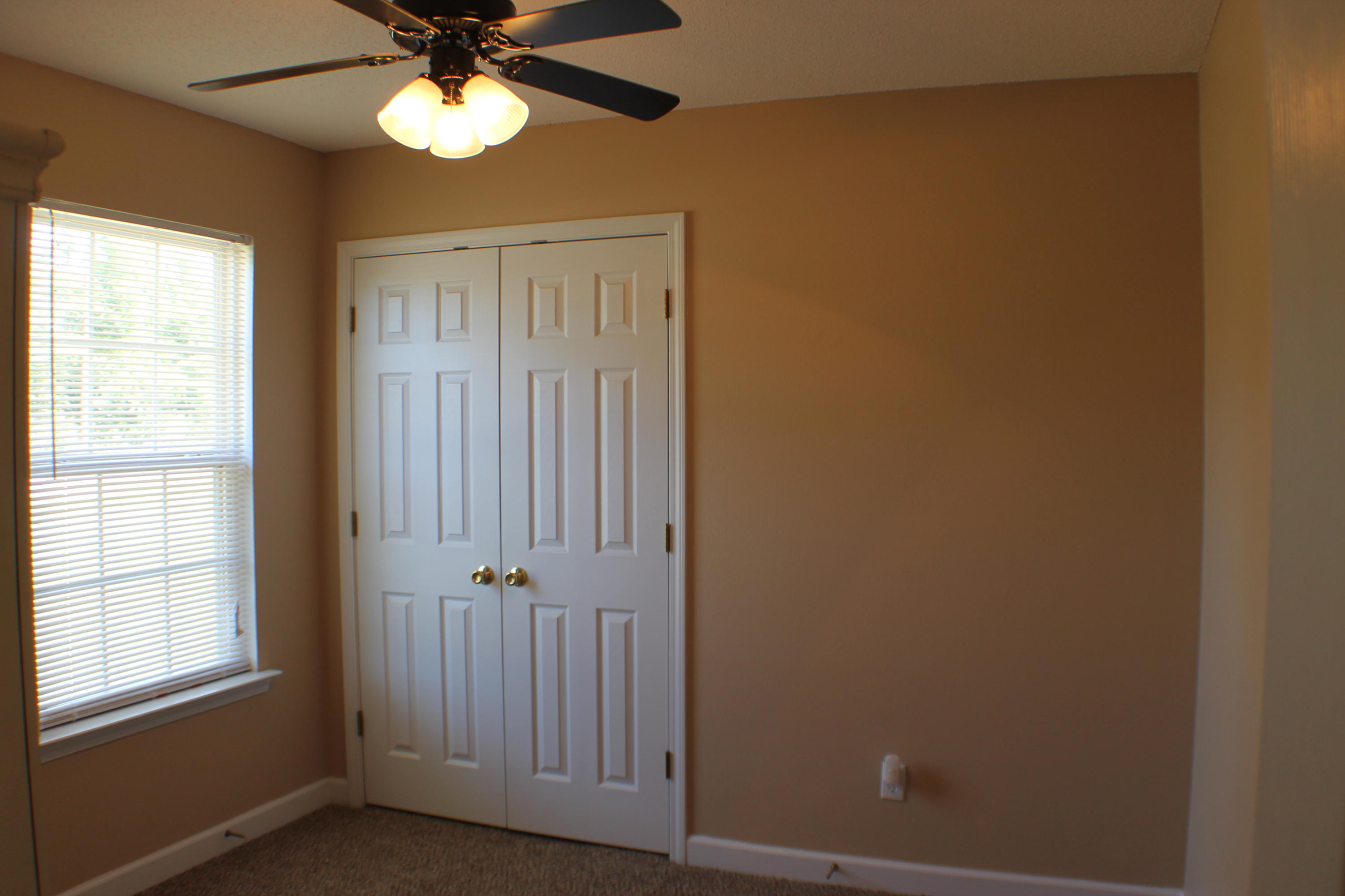 THE PINES - Residential