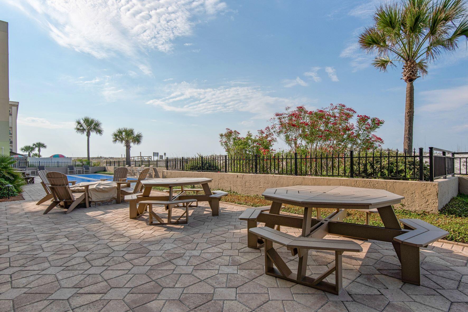 BREAKERS OF FWB PH 1 - Residential