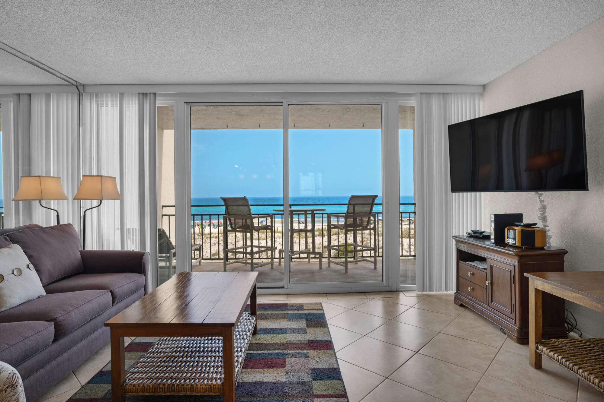 BREAKERS OF FWB PH 1 - Residential