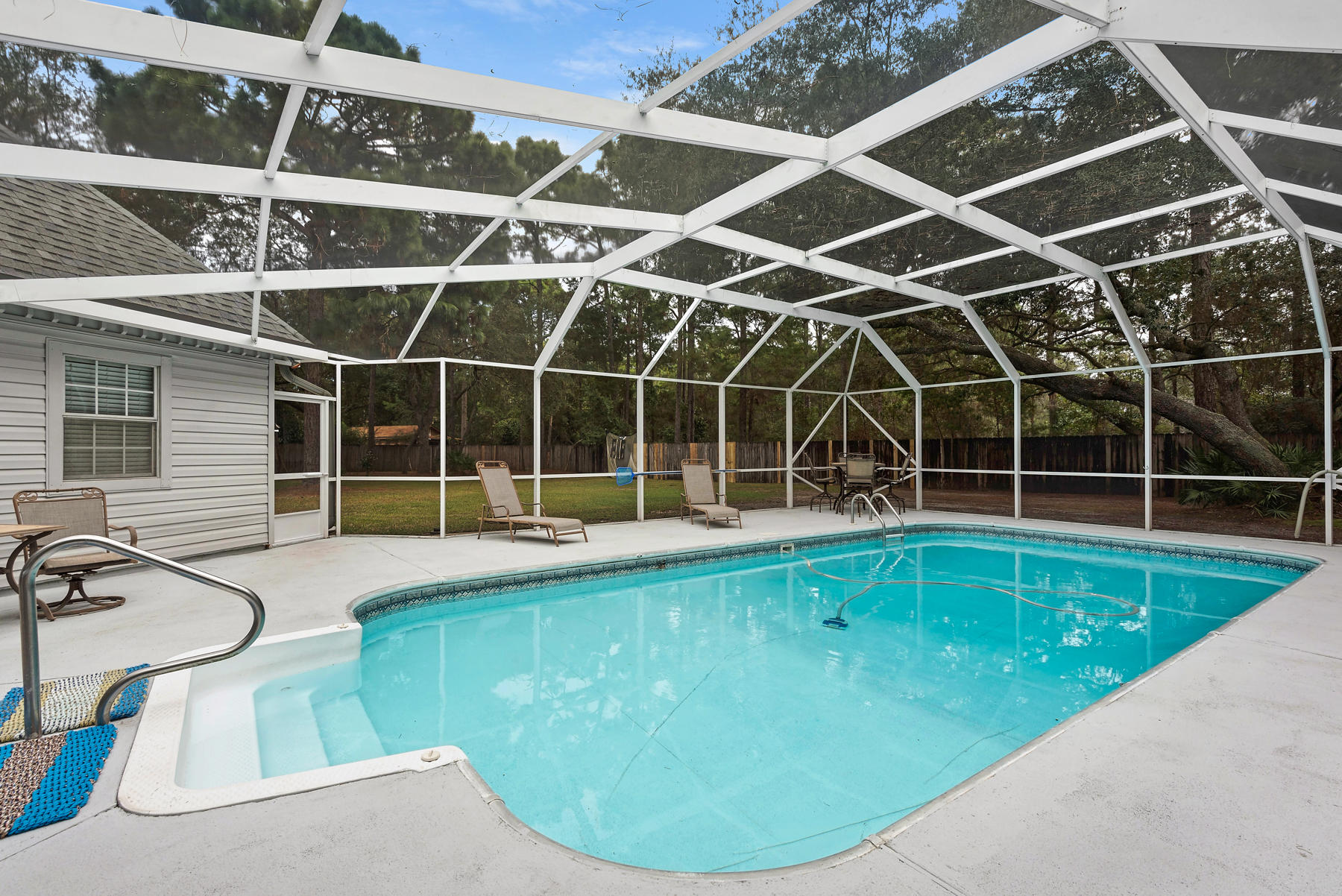 RAINTREE ESTATES #2 - Residential