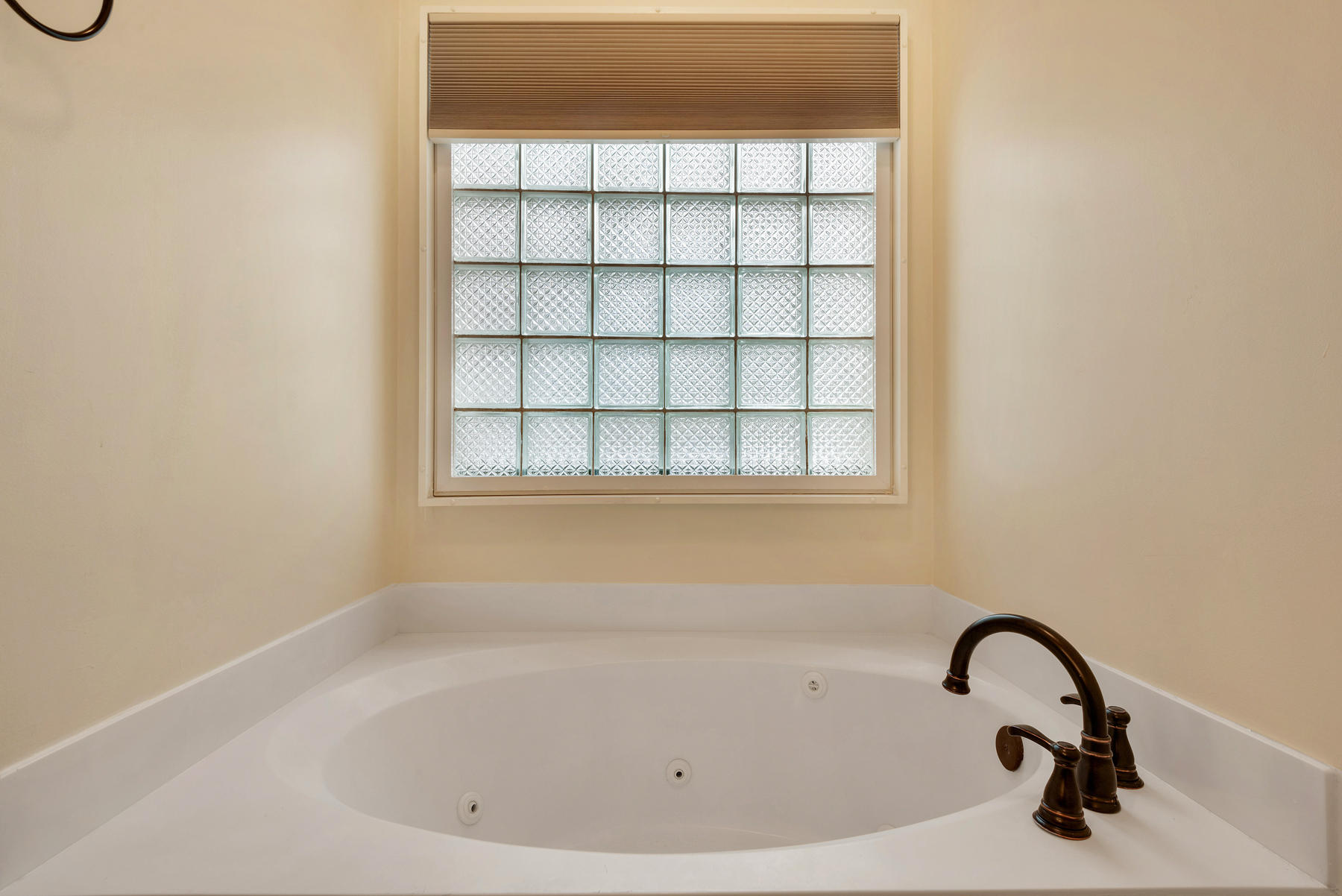 RAINTREE ESTATES #2 - Residential