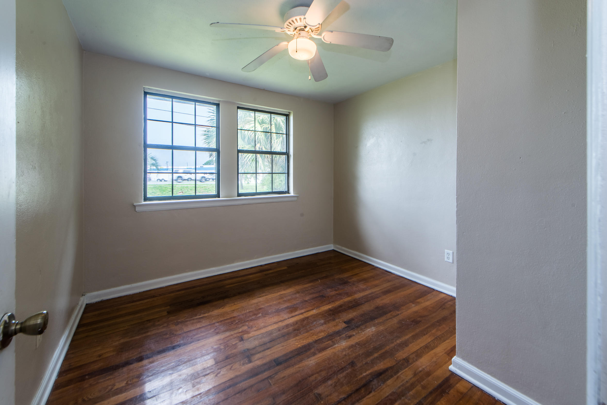 GARNIERS BEACH - Residential