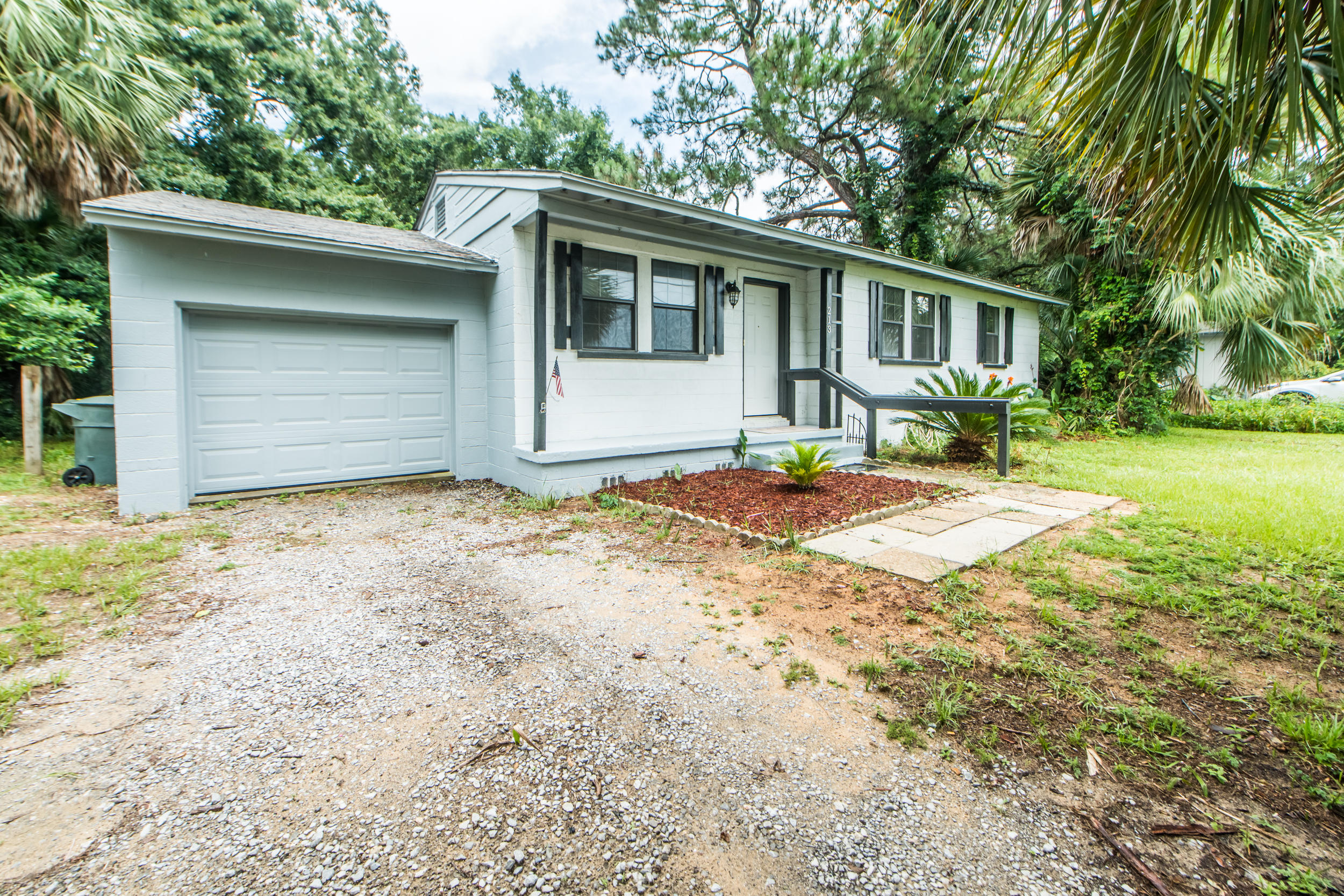 GARNIERS BEACH - Residential