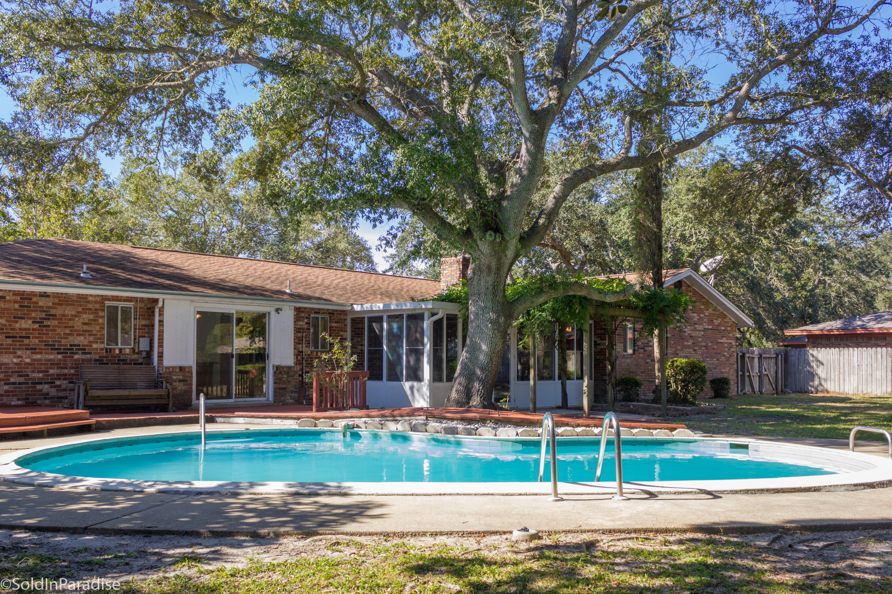 LAKE LORRAINE ESTATES 2 - Residential