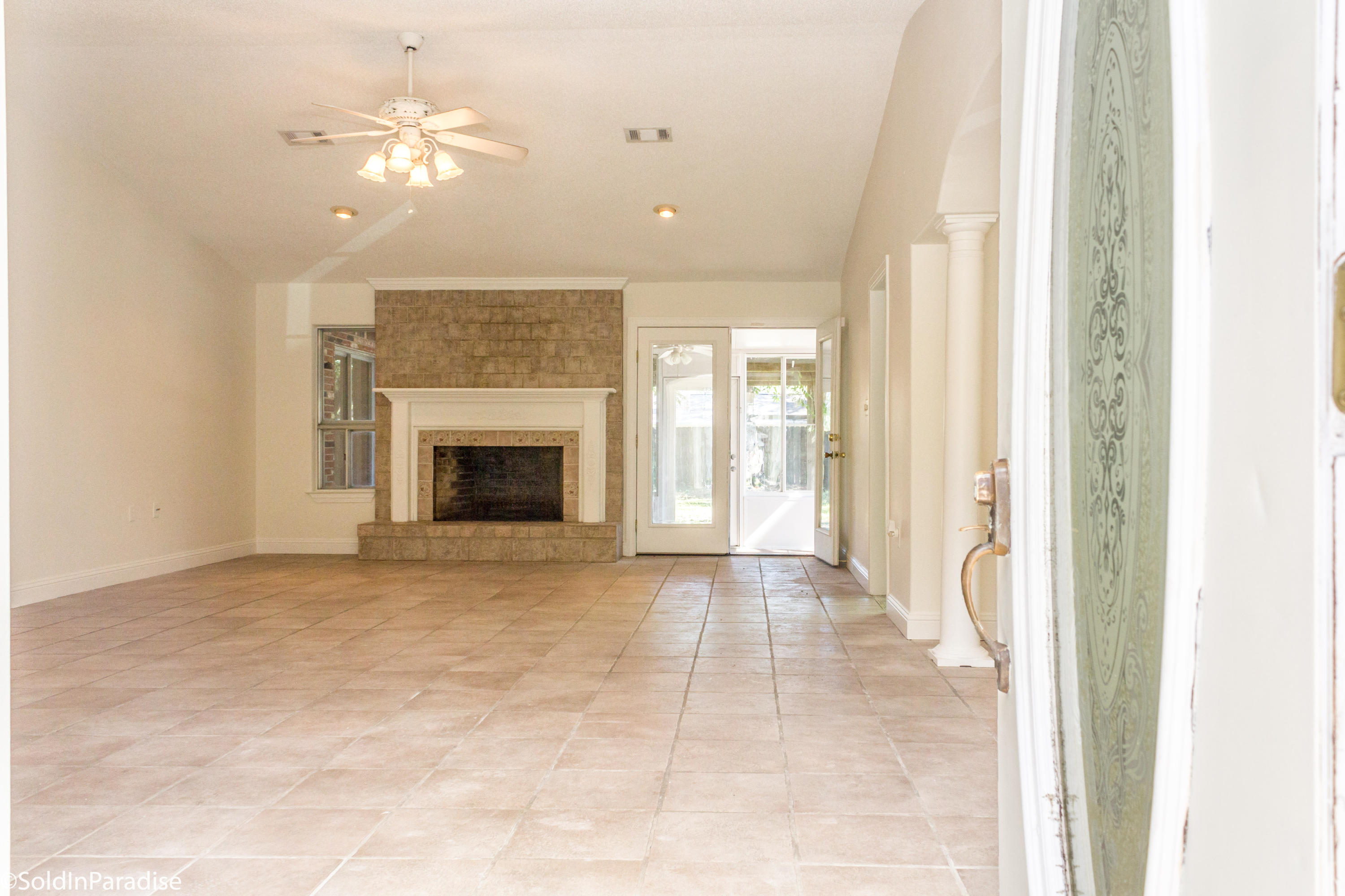 LAKE LORRAINE ESTATES 2 - Residential