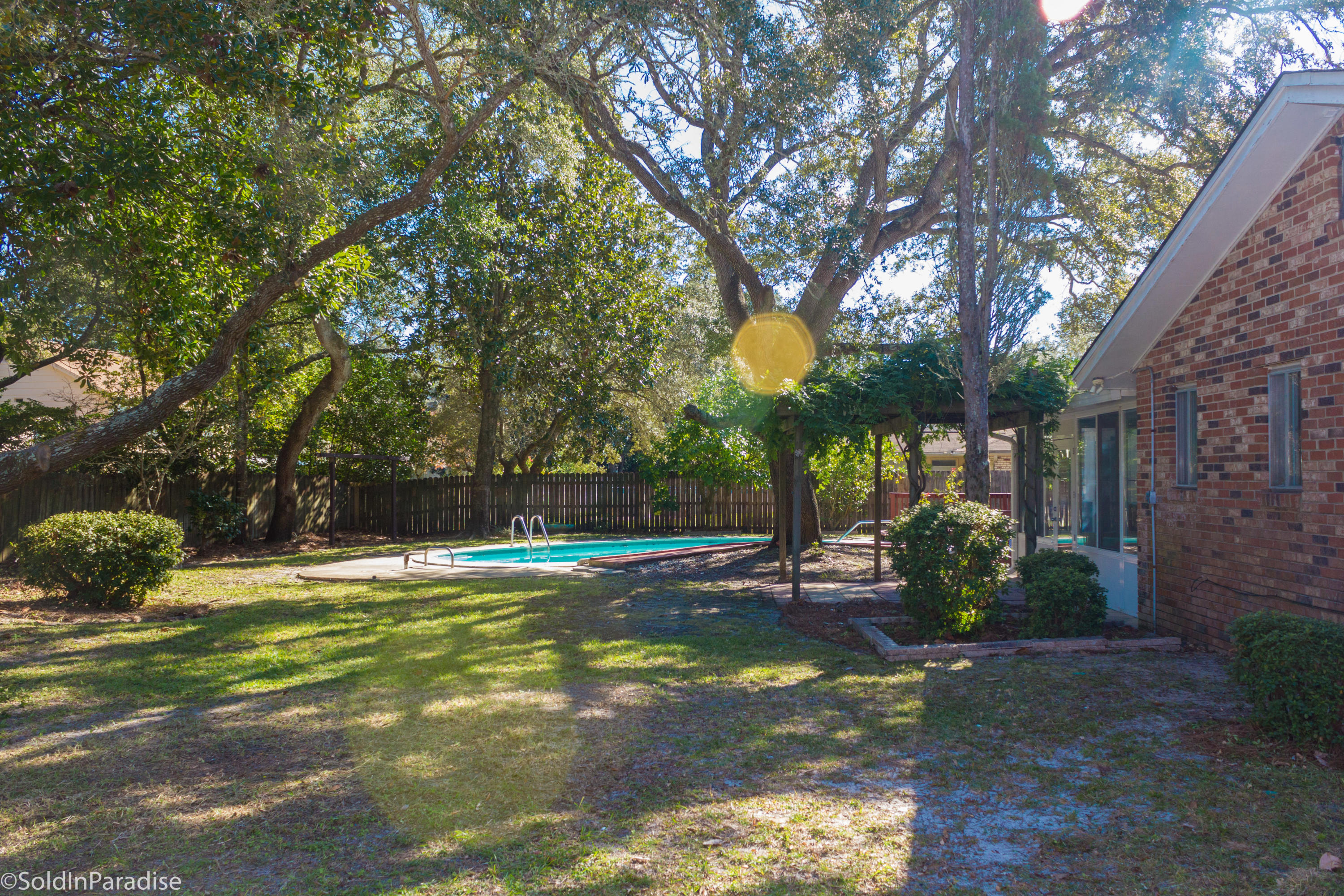 LAKE LORRAINE ESTATES 2 - Residential