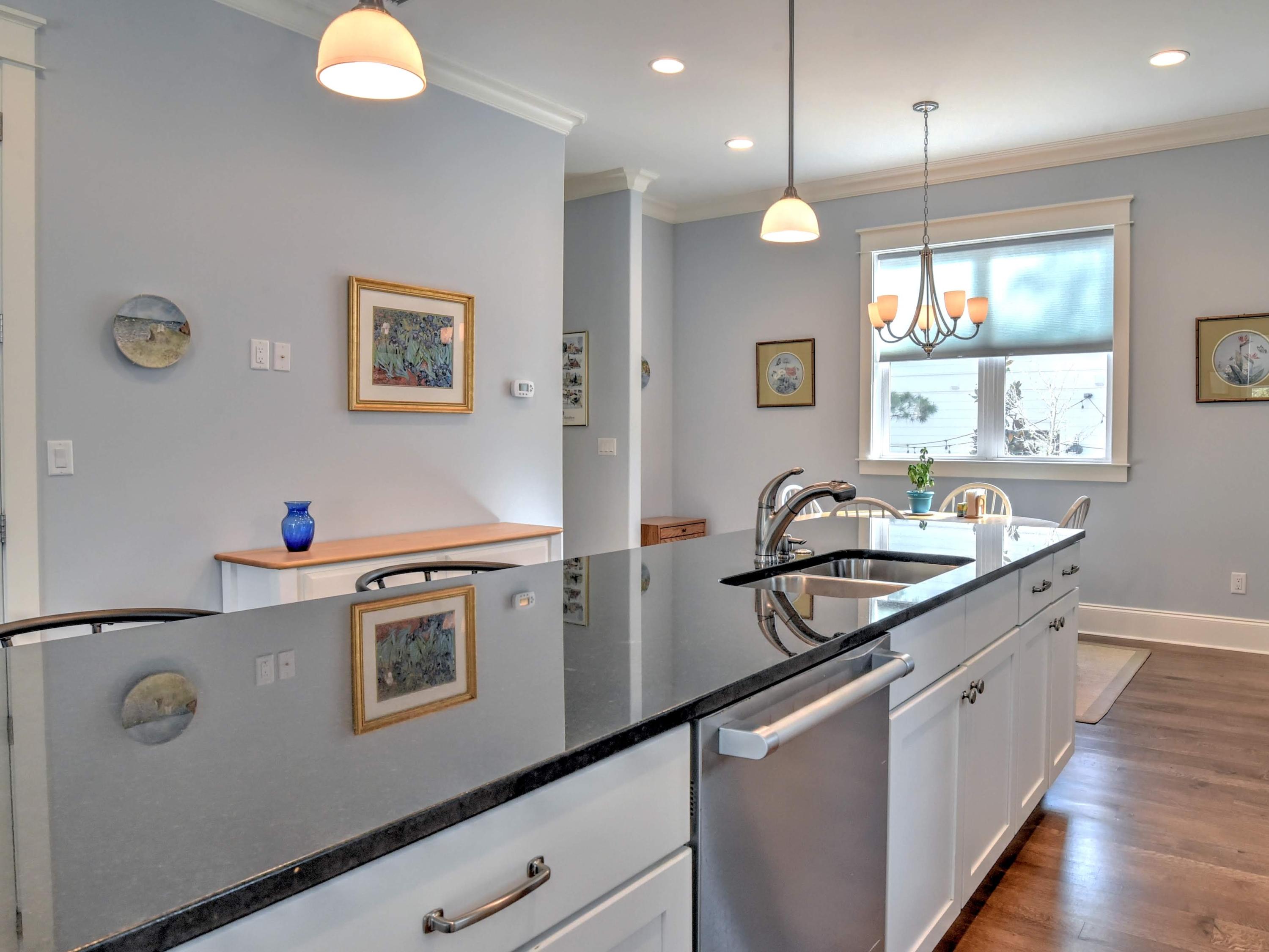 LAKESIDE AT BLUE MOUNTAIN BEACH - Residential