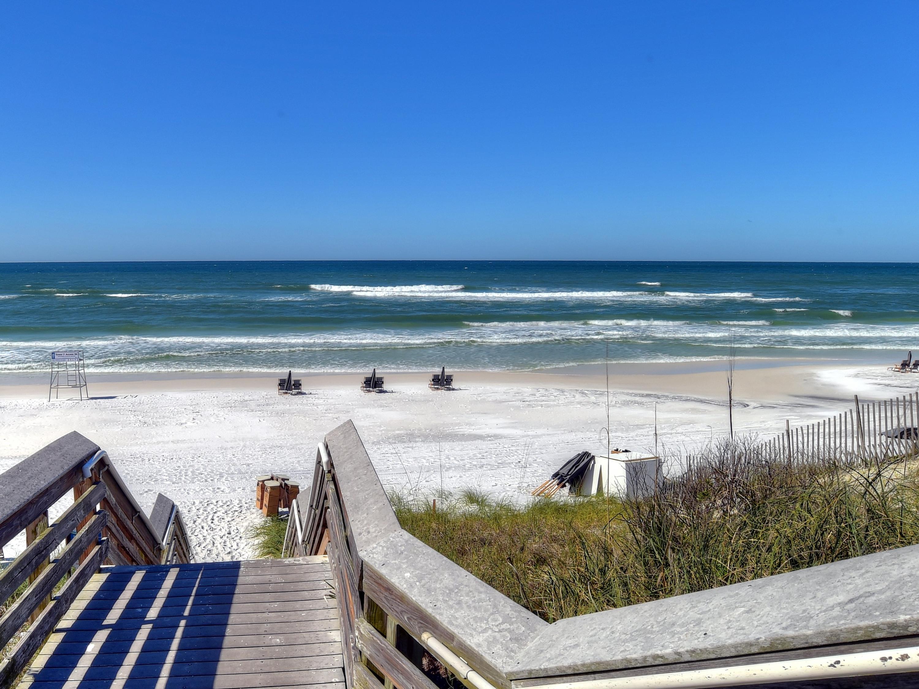 LAKESIDE AT BLUE MOUNTAIN BEACH - Residential