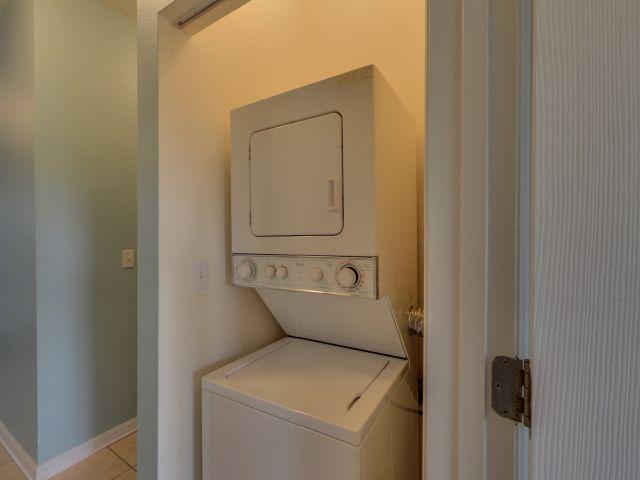 BEACH POINTE T/H - Residential