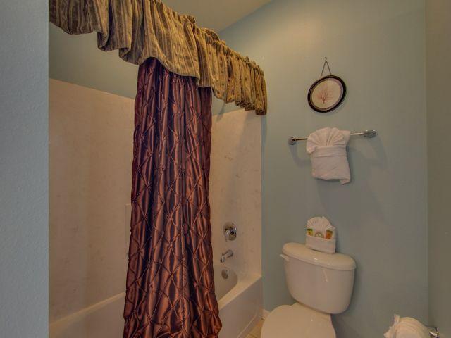 BEACH POINTE T/H - Residential