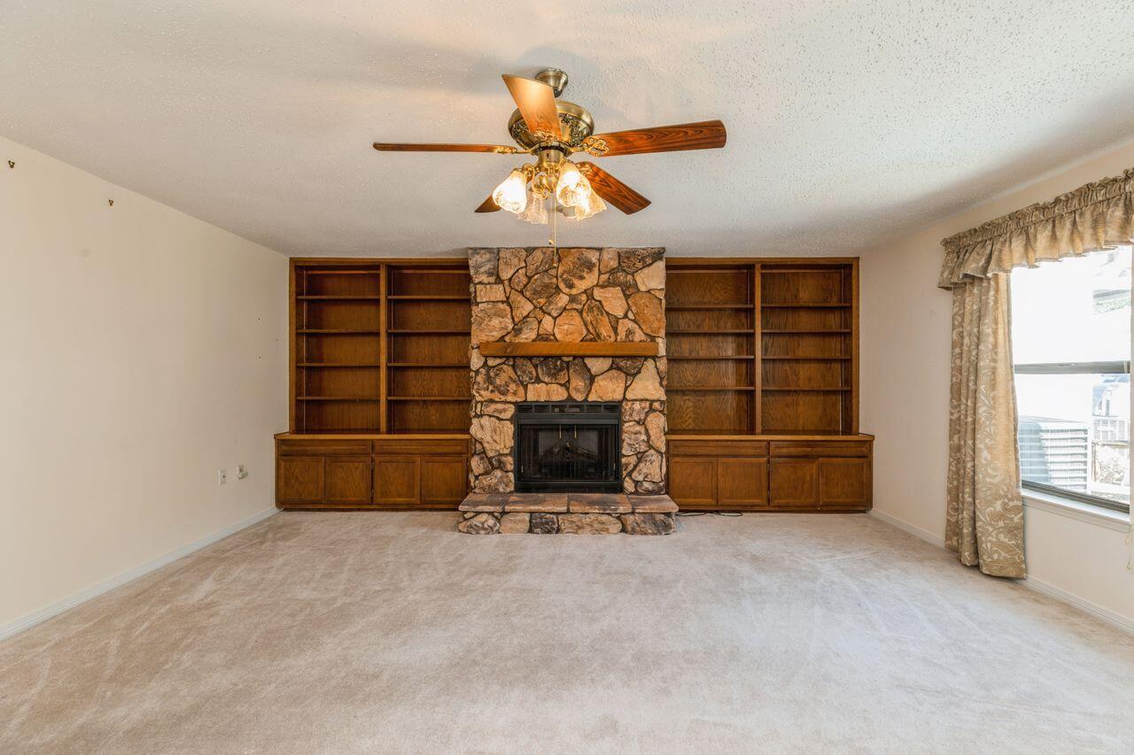 DONLABROOK GARDYNS - Residential