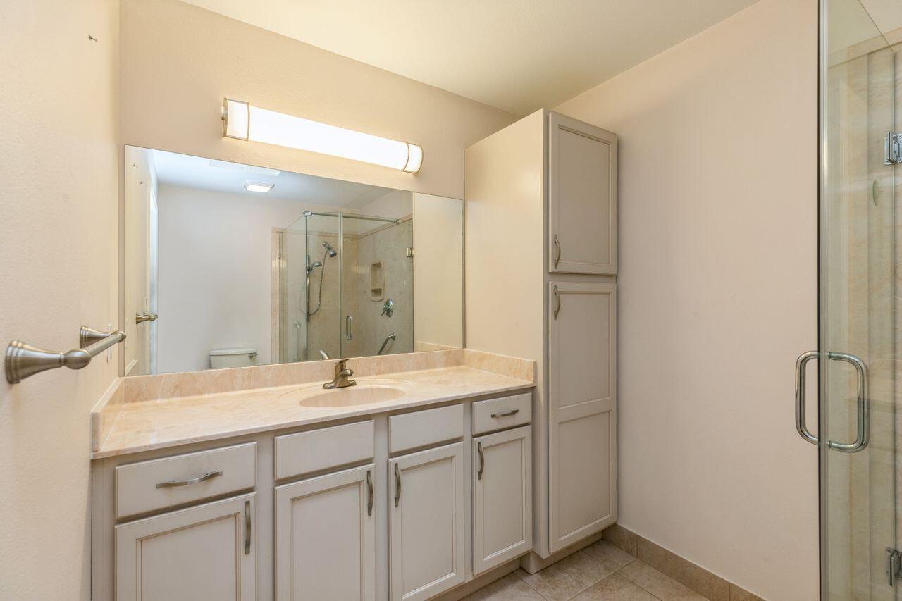 DONLABROOK GARDYNS - Residential