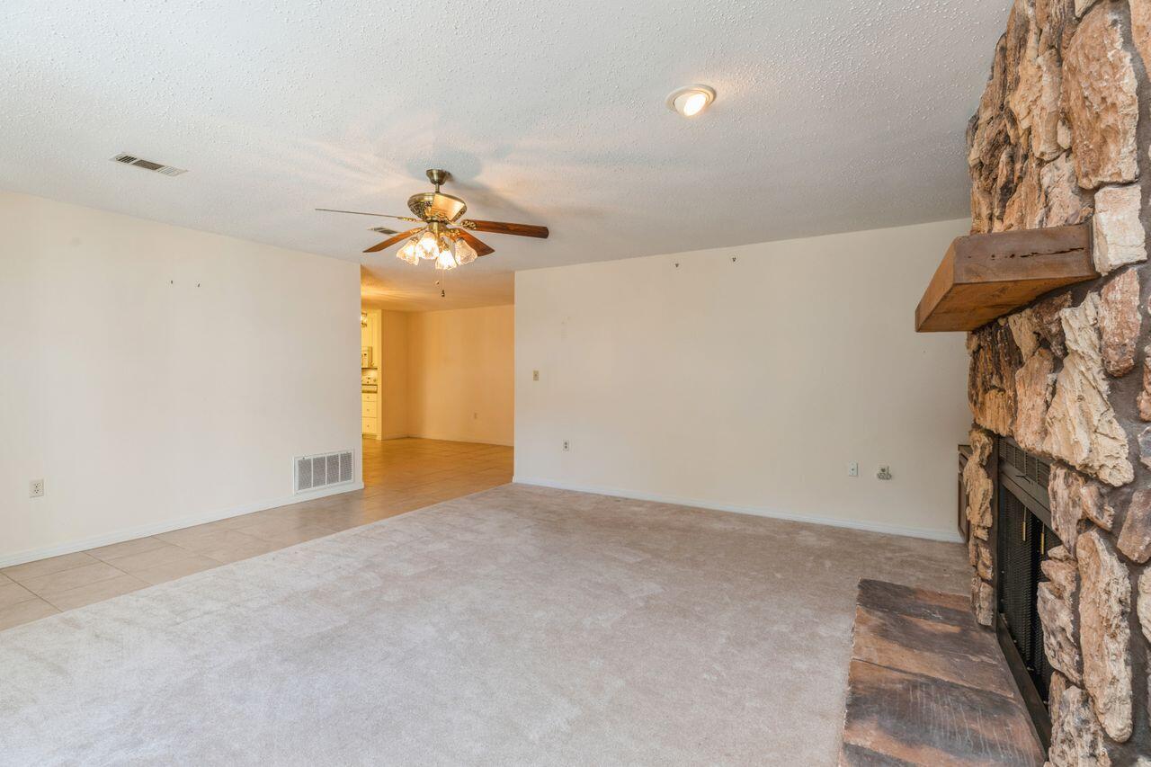 DONLABROOK GARDYNS - Residential