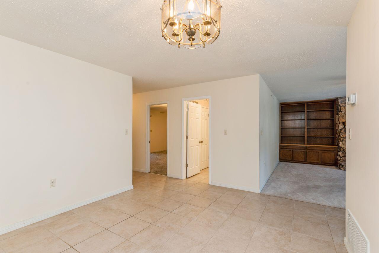 DONLABROOK GARDYNS - Residential