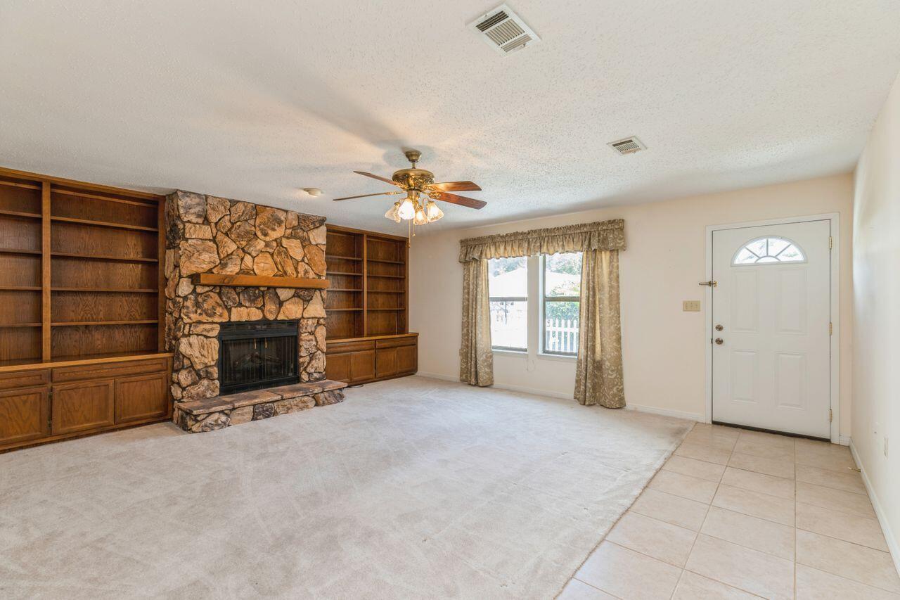 DONLABROOK GARDYNS - Residential