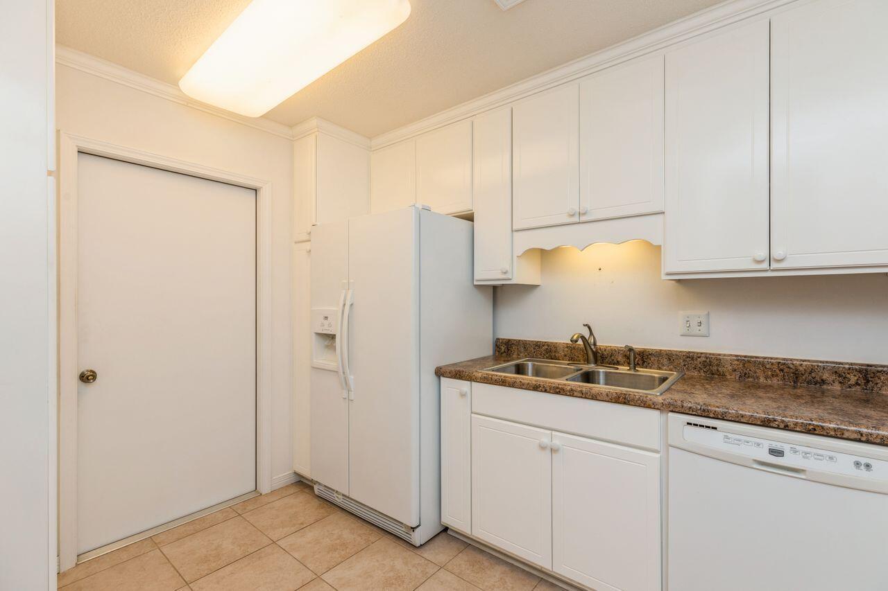 DONLABROOK GARDYNS - Residential