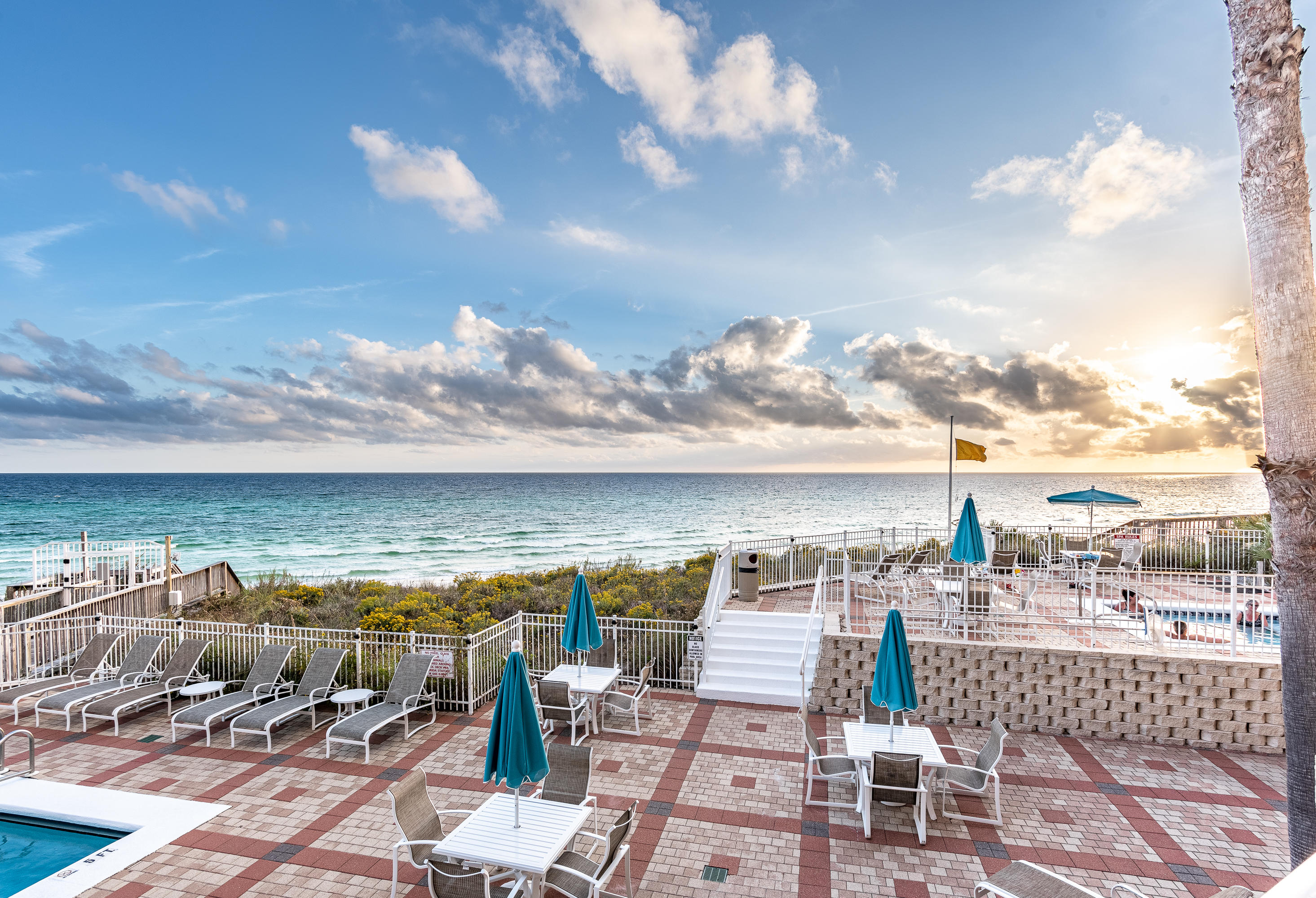 INN AT BLUE MOUNTAIN BEACH - Residential