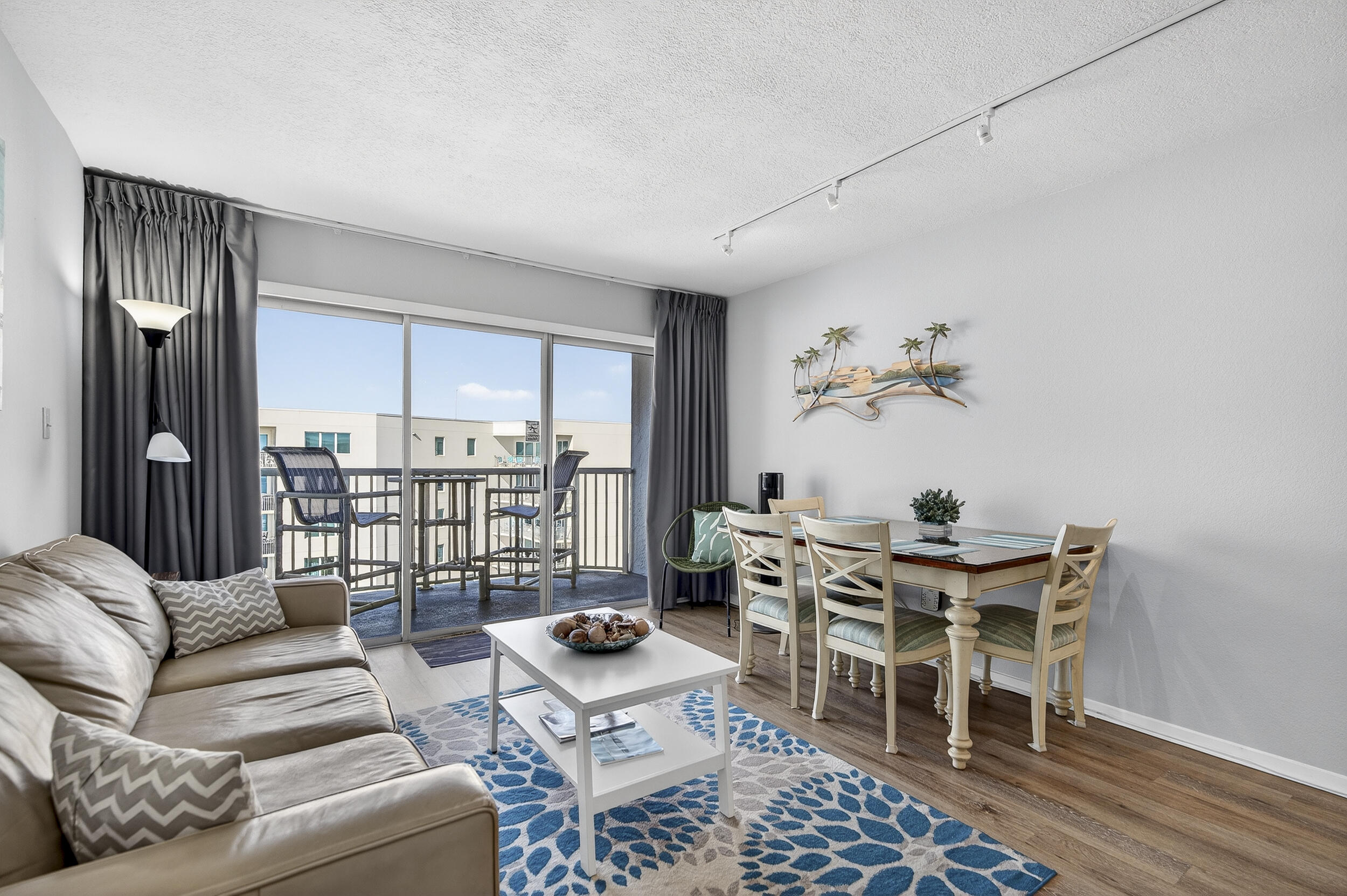 ISLANDER BEACH RESORT CONDO - Residential