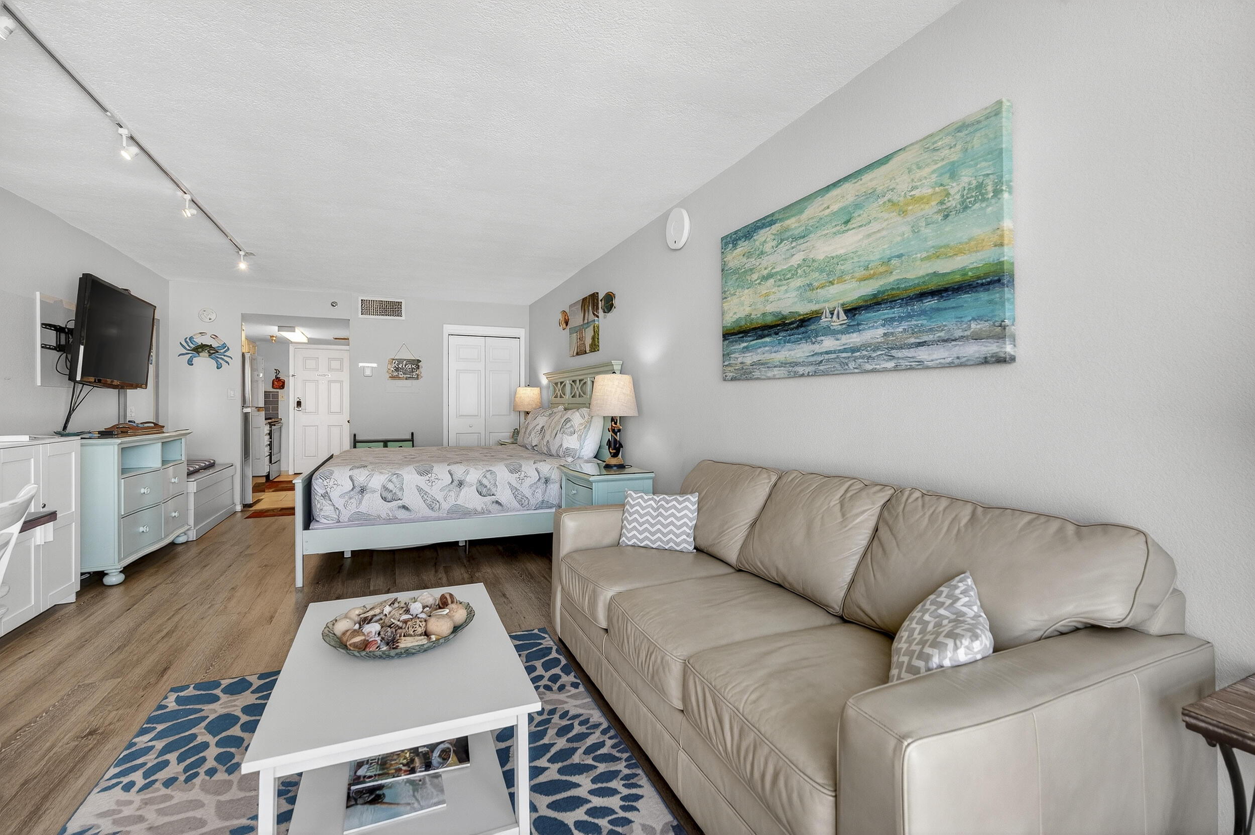 ISLANDER BEACH RESORT CONDO - Residential