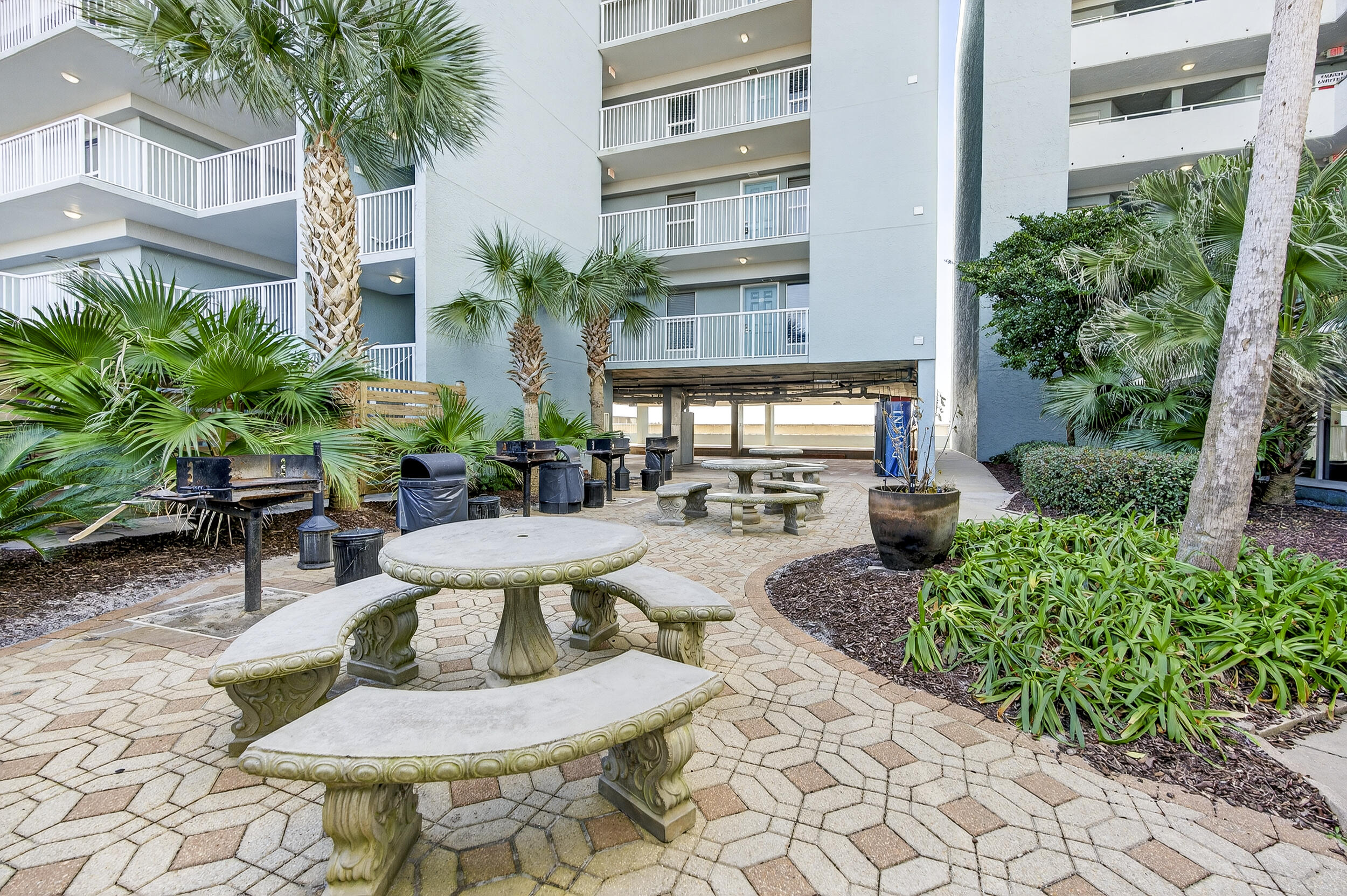 ISLANDER BEACH RESORT CONDO - Residential