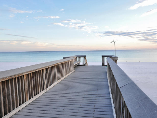 Waters Edge - Residential