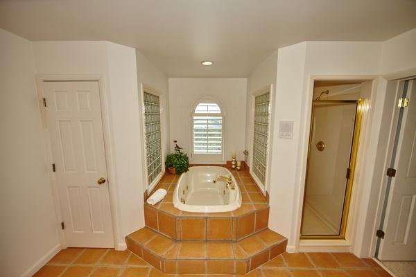 CAMP CREEK LAKE - Residential