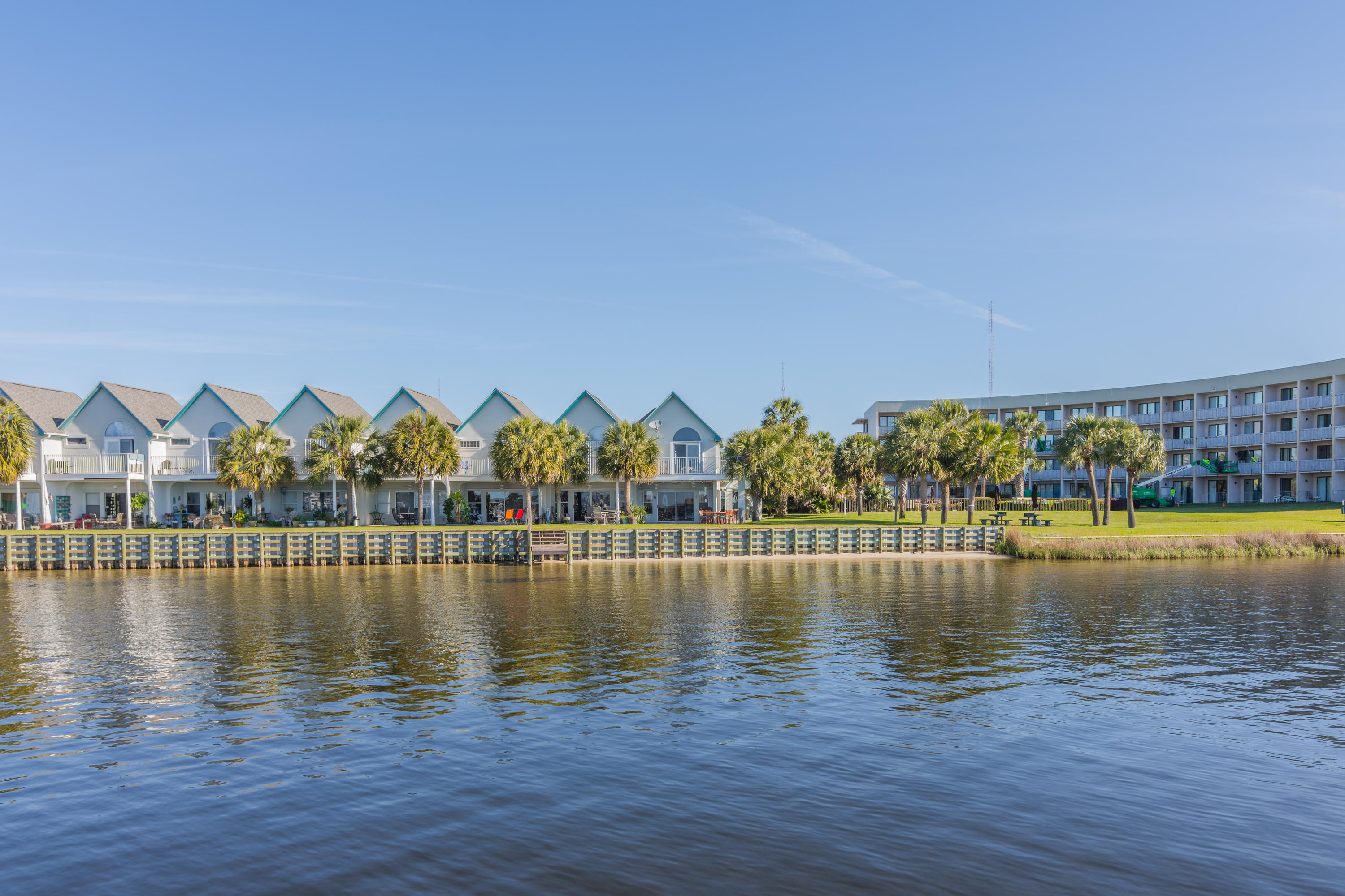 BROOKS LANDING - Residential