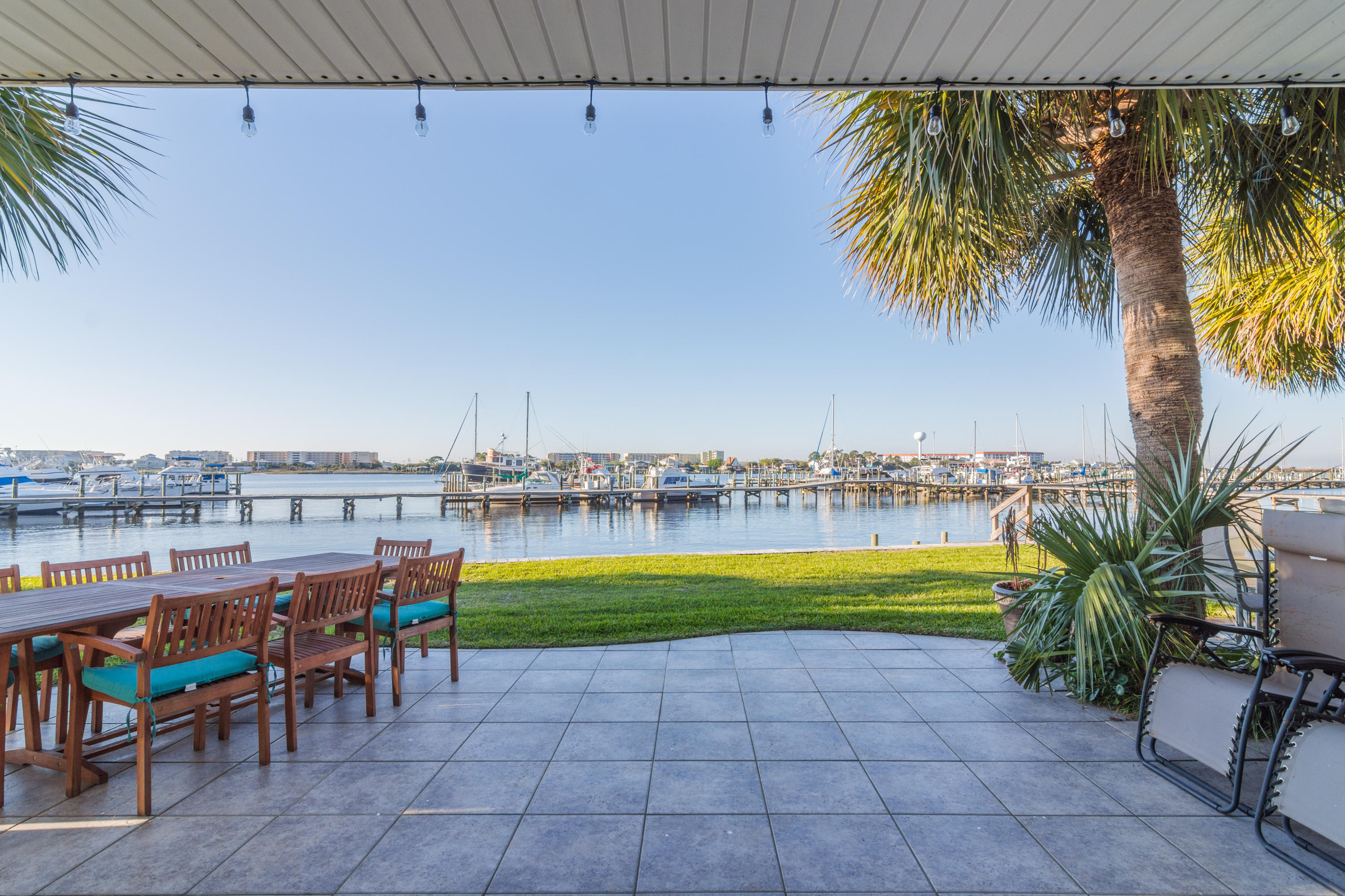 BROOKS LANDING - Residential