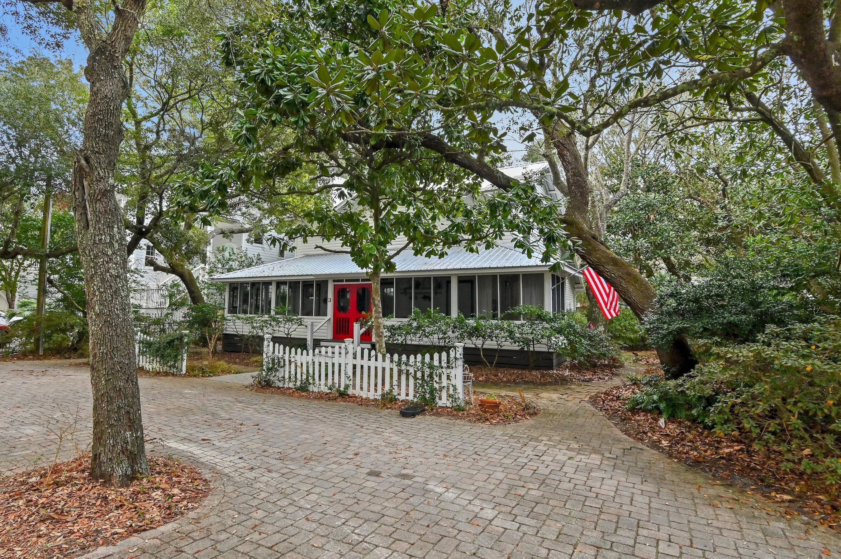 Santa Rosa Beach, Florida 32459, United States, 3 Bedrooms Bedrooms, ,3 BathroomsBathrooms,Residential,Active,98498