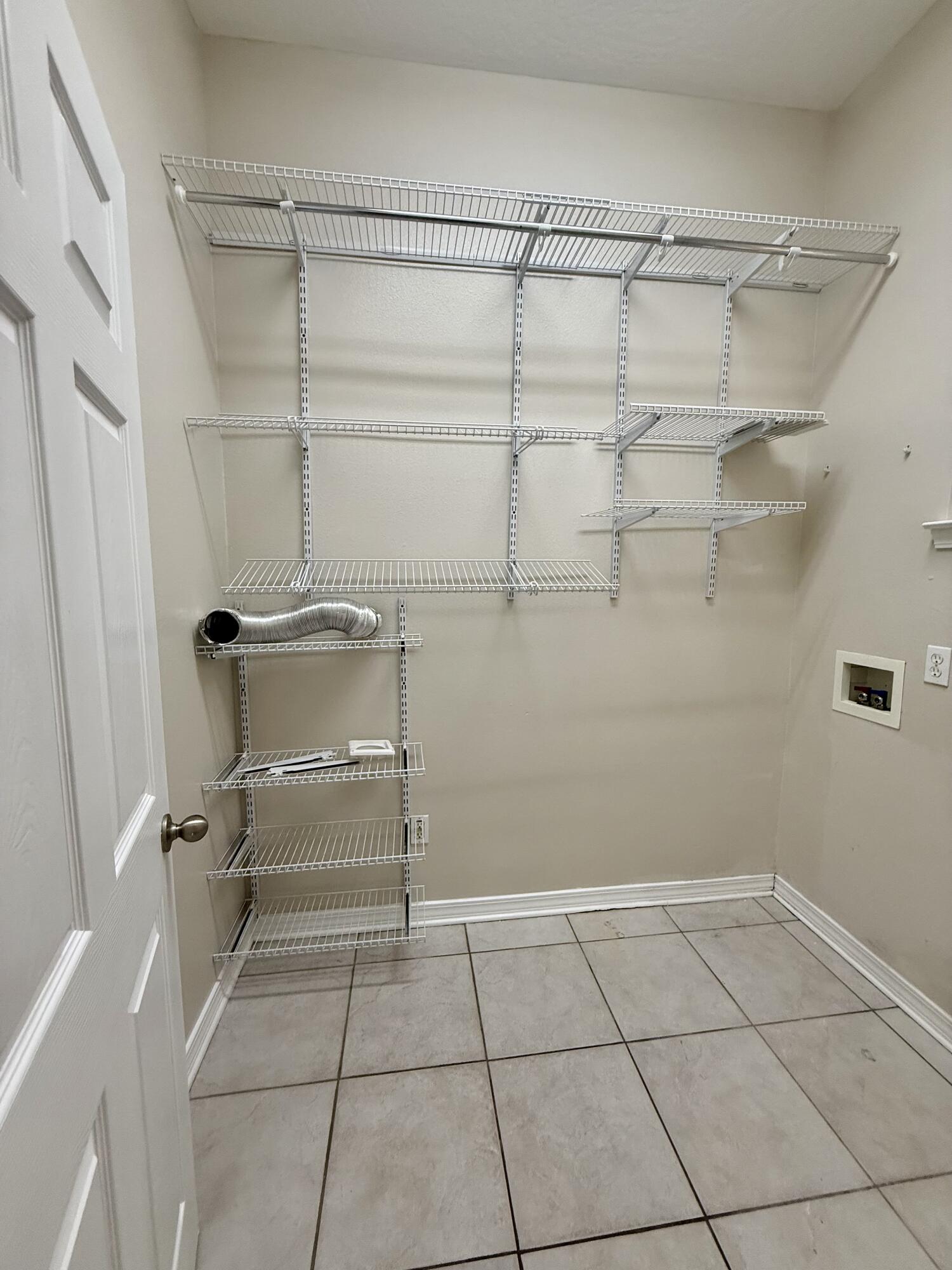 BRIDGEPORT COLONY - Residential Lease