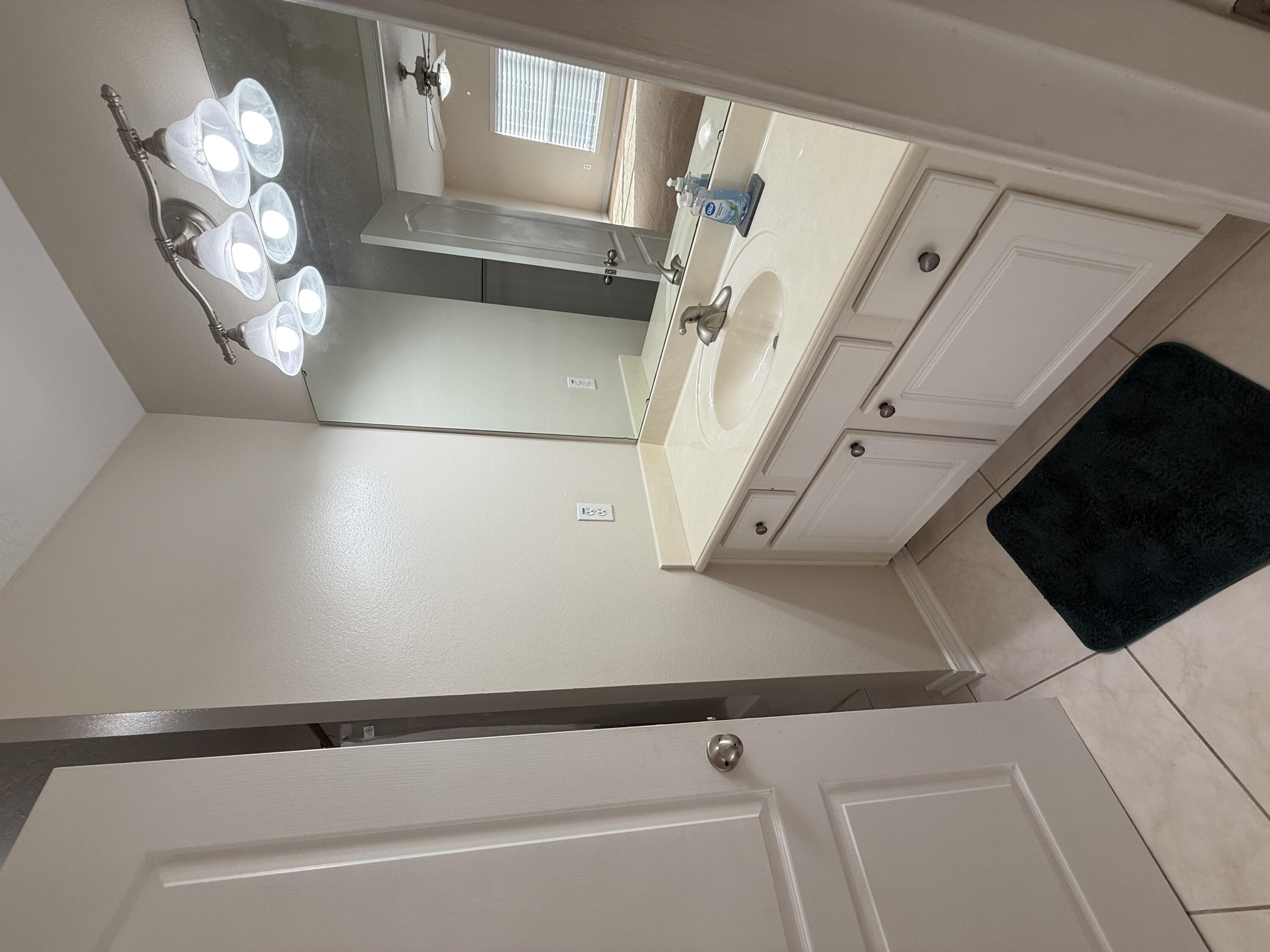 BRIDGEPORT COLONY - Residential Lease