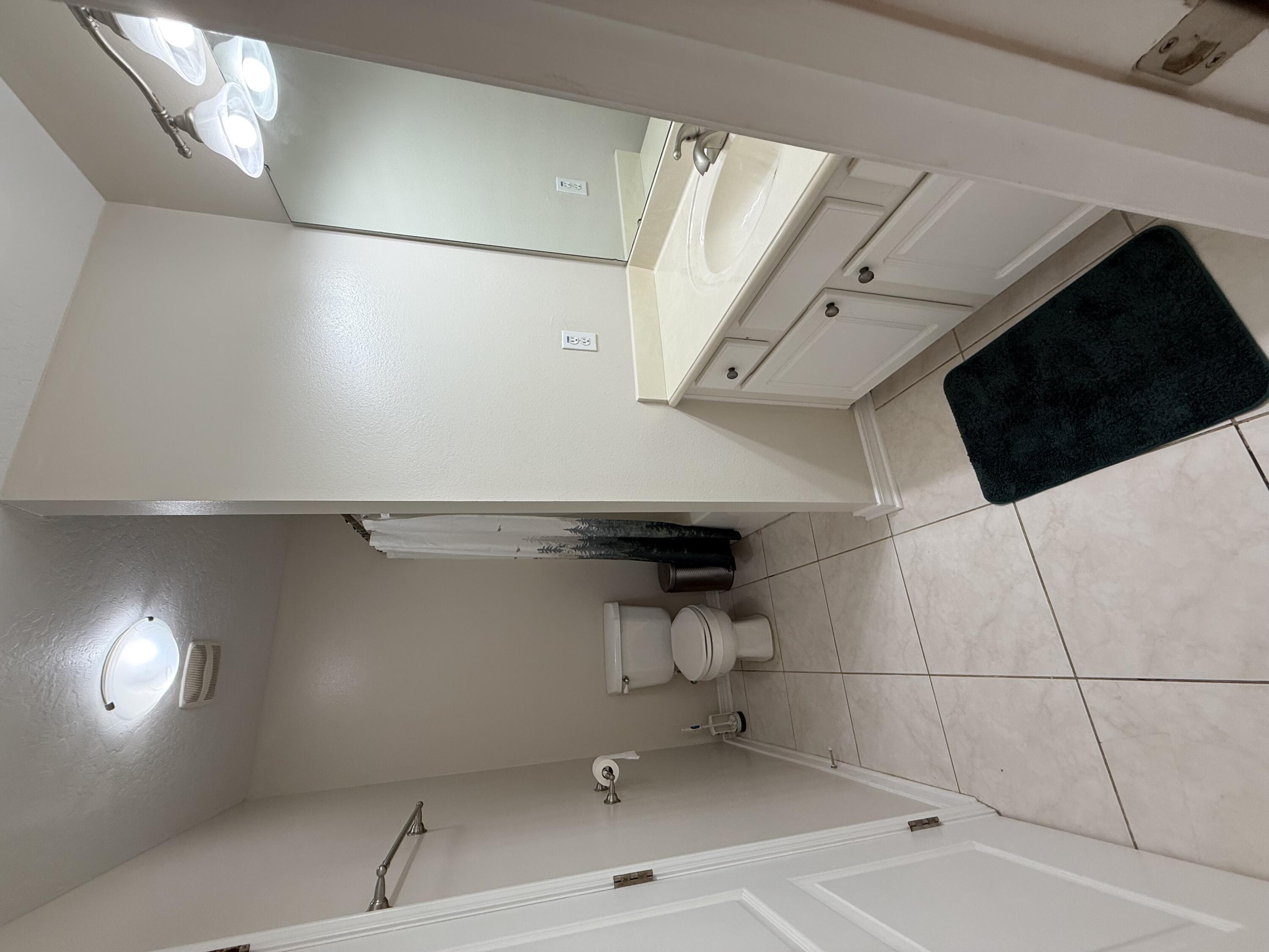 BRIDGEPORT COLONY - Residential Lease