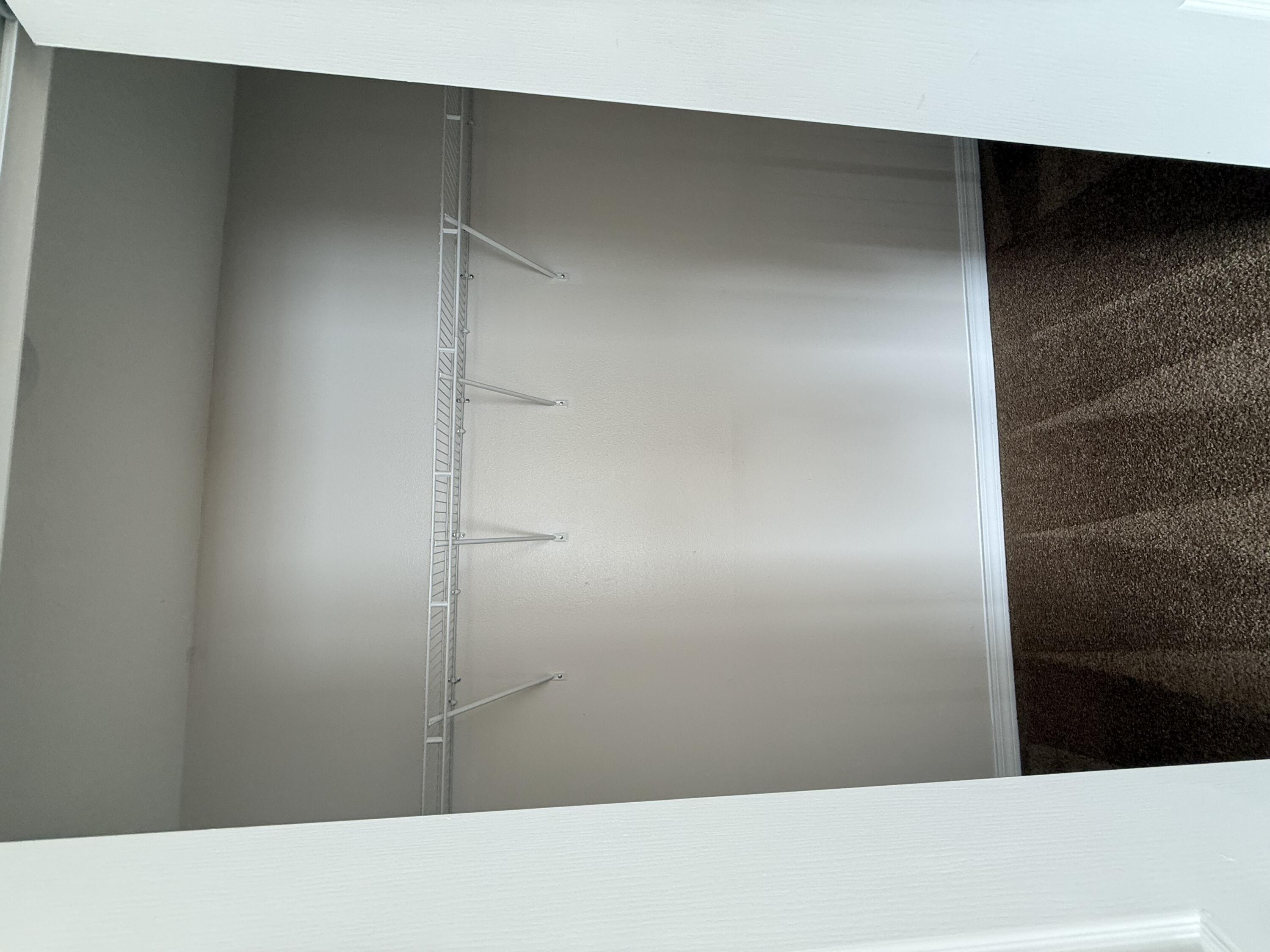 BRIDGEPORT COLONY - Residential Lease