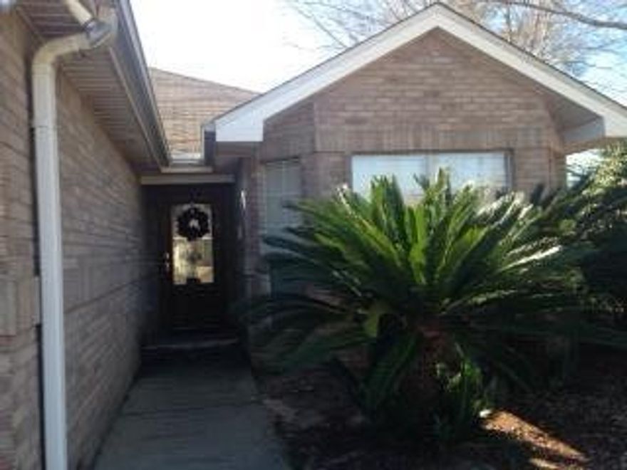 What a beautiful home in a beautiful neighborhood perfect for anyone and close to Eglin and Hurlburt. The hospital is close as well. This house has new laminate countertops installed 2014 and laminate wood floors in the living room, hallway, and one bedroom. The other two bedrooms had new carpet installed in 2010. The refrigerator and dishwasher were replaced in the last three years as well. New countertops in the fall of 2014. This corner lot is perfect for cookouts with the covered porch as well. The master bedroom and living room have tray ceilings as well. The house was repainted in June of 2013 as well.