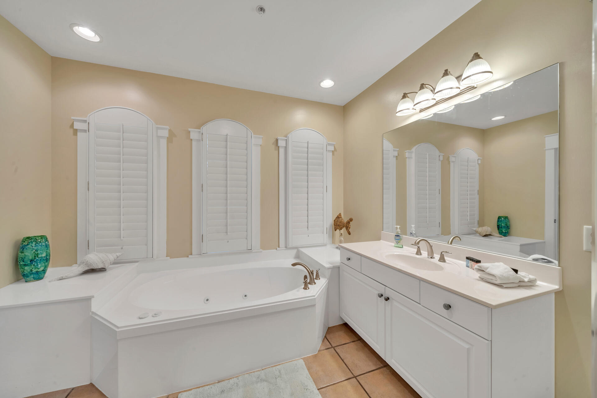 VILLAS AT SEACREST BEACH - Residential