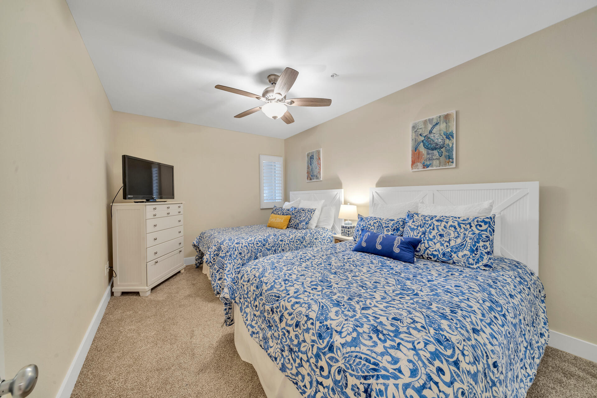 VILLAS AT SEACREST BEACH - Residential