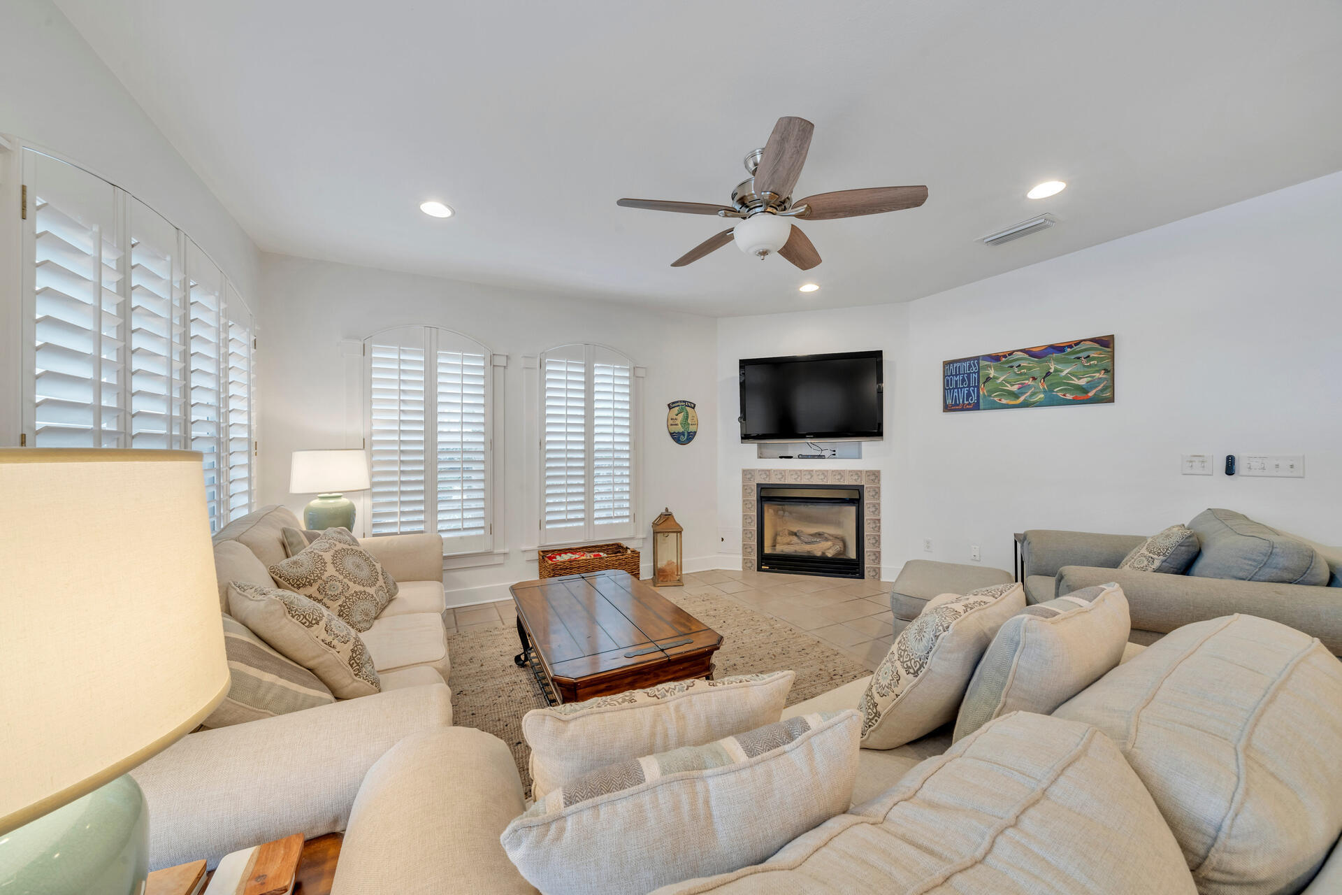 VILLAS AT SEACREST BEACH - Residential